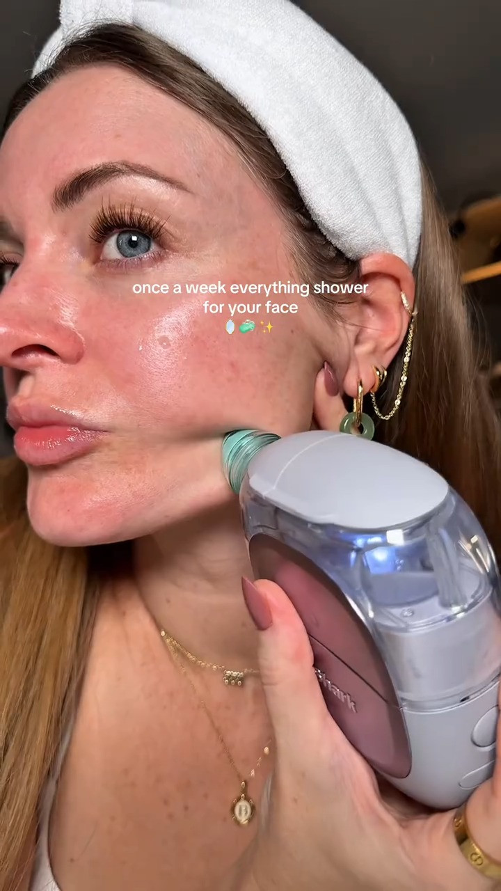 I can’t believe what comes out of my face every single time 😭 

 #LTKmorningroutine #LTKselfcare #LTKBeauty