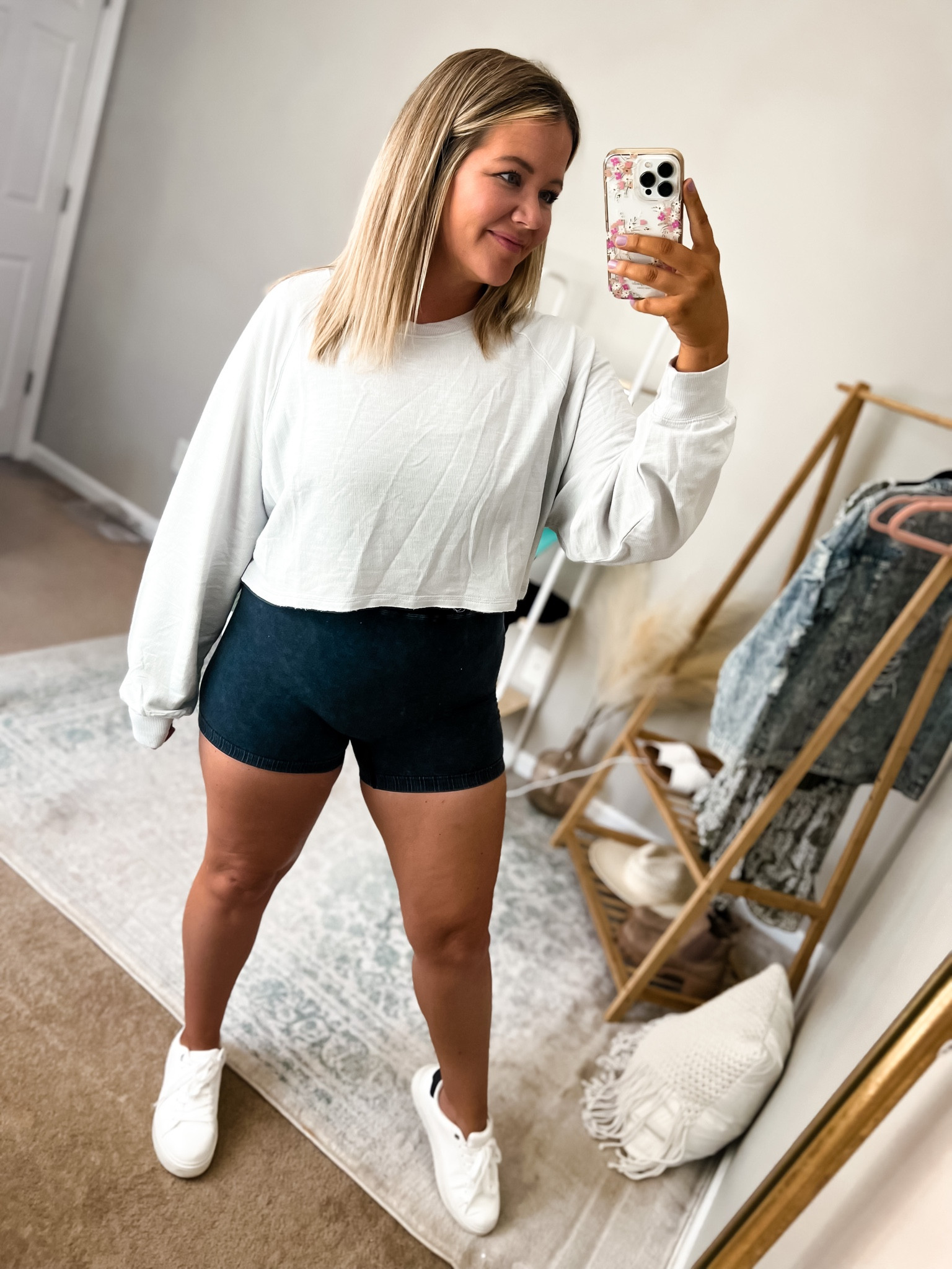 Love this sporty athleisure look! Perfect for running errands and looking cute but comfy. 

Outfit available at WildflowersAndDixie.com:

🌸 ON MY WAY Sports romper (also available in shorts) 

🌸 NOT TOO QUICK Long Sleeve Crop Top 

🌸 ULTRAVIOLET Self Tanner

Everything else is linked below!

#LTKfit