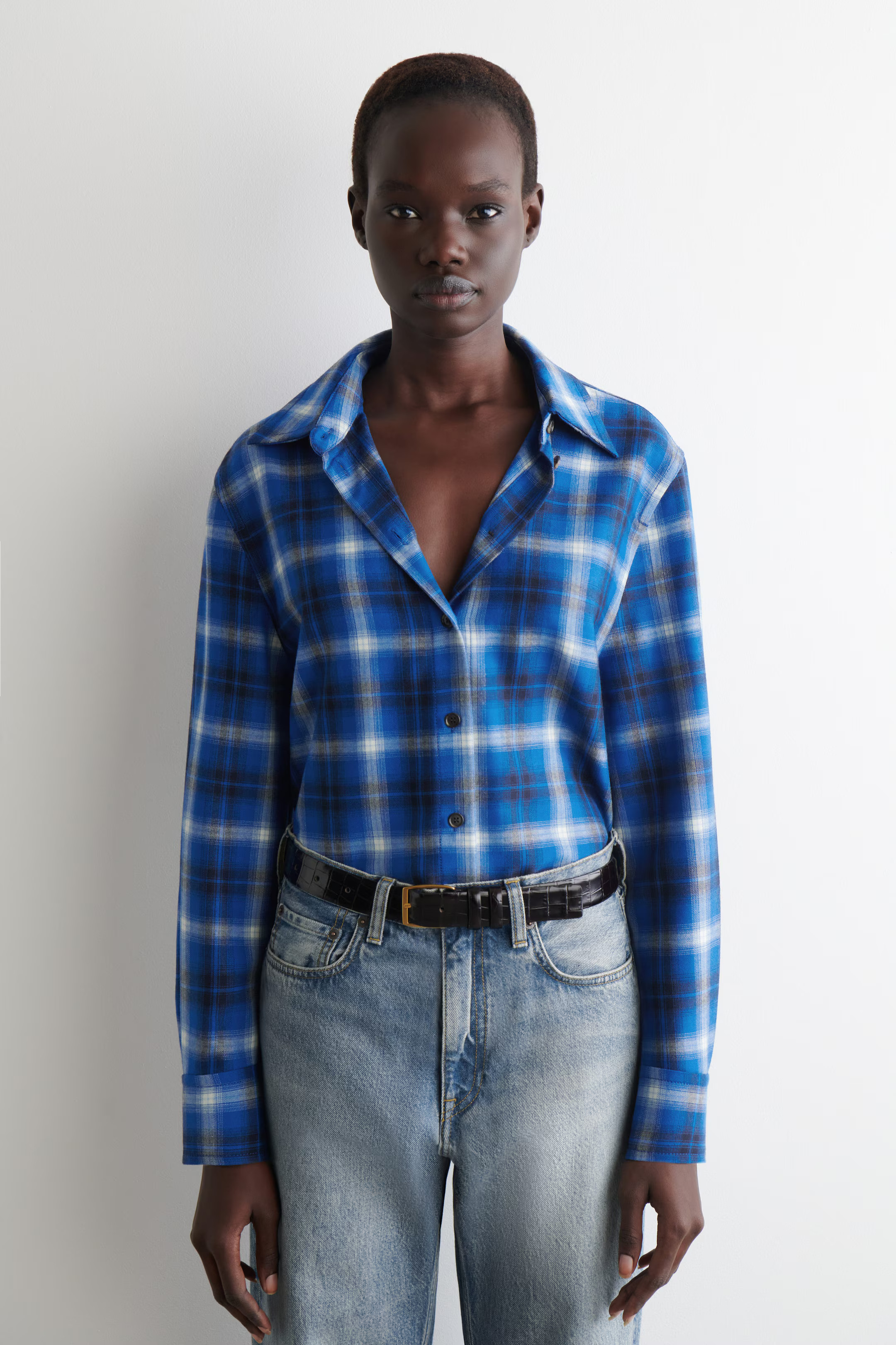 CHECKED FLANNEL SHIRT - BLUE / CHECKED | COS US | COS (EU)