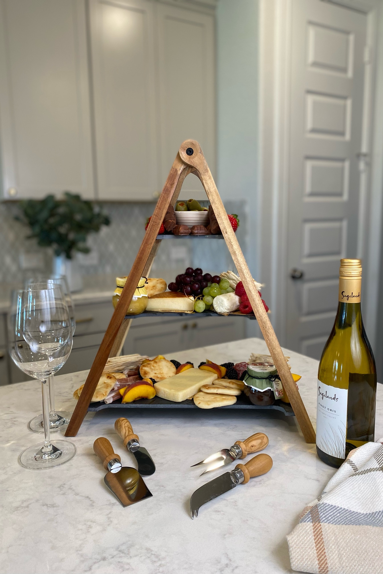 Cheeseboard. Tiered Stand. Villeroy&Bosh. Charcuterie board. Serveware. Graze board. Table. Party Inspiration. Autumn decor. Home details. Glassware. Crate and Barrel. Pottery Barn 

#LTKhome #LTKSeasonal