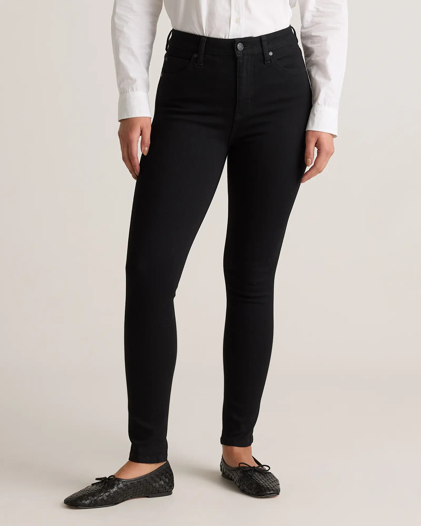 Bella Stretch Skinny Jeans in Black | Quince
