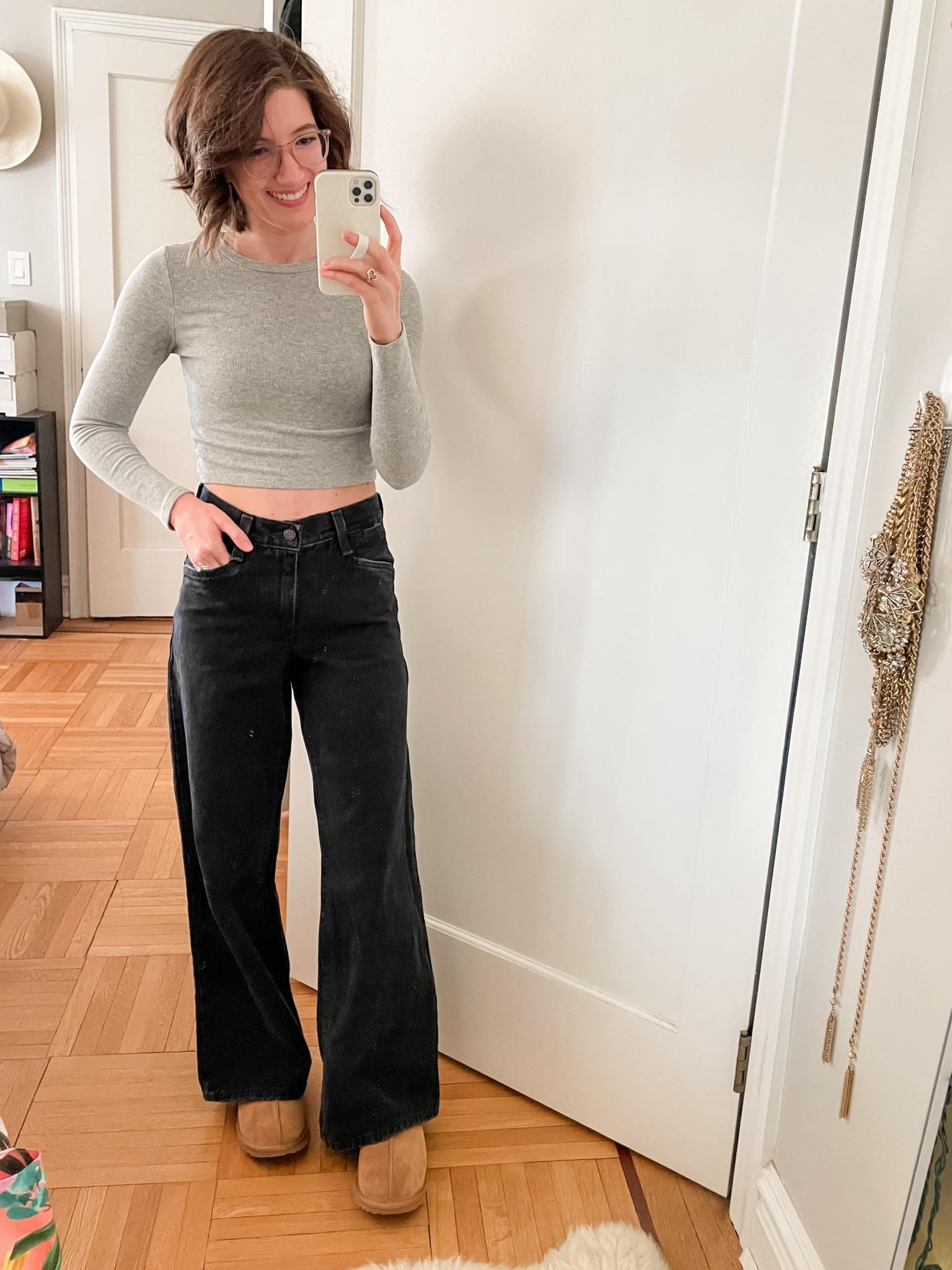 Long sleeve cropped tee: TTS
Wide leg jeans: TTS
Tessa slippers: wearing kids size 6, im a true 7.5

#LTKfindsunder100 #LTKstyletip #LTKsalealert