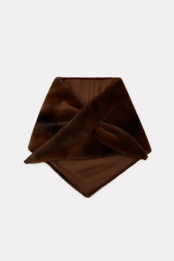 FAUX FUR TRIANGULAR SCARF | Zara US