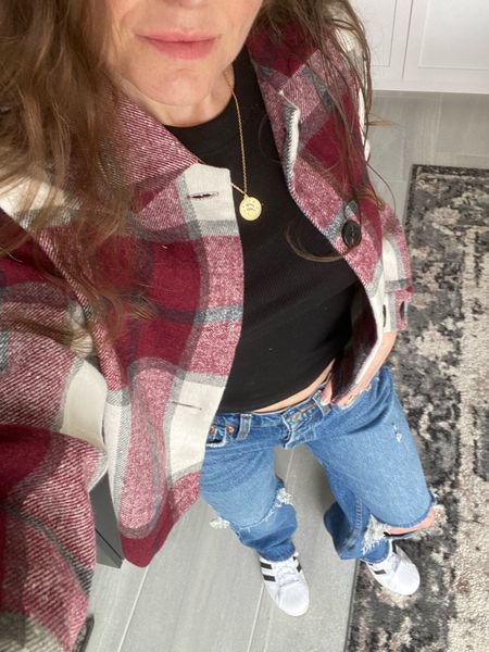 90’s vibes. Feeling like I’m back in high school with all these low rise baggy jeans. 😍

#LTKstyletip #LTKunder100 #LTKFind