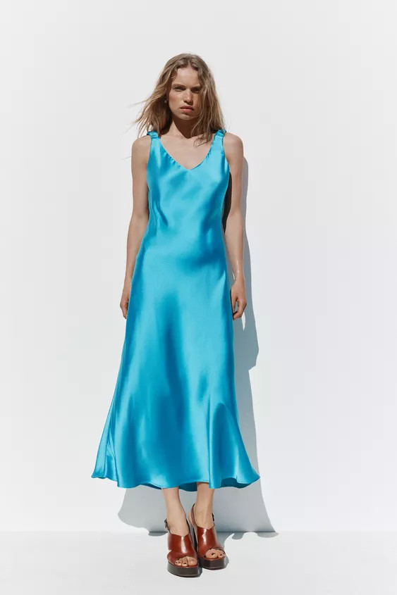 V-neck dress at front and back. Wide elastic straps. | Zara US