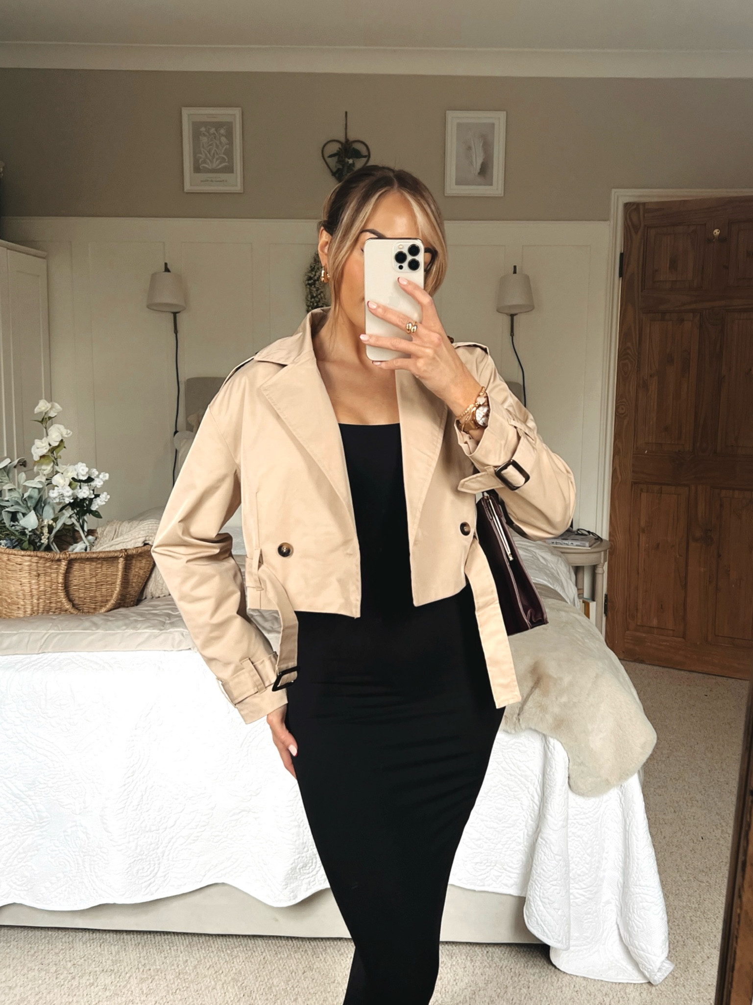 The perfect autumn cropped trench 🍁

#LTKuk #LTKworkwear #LTKstyletip