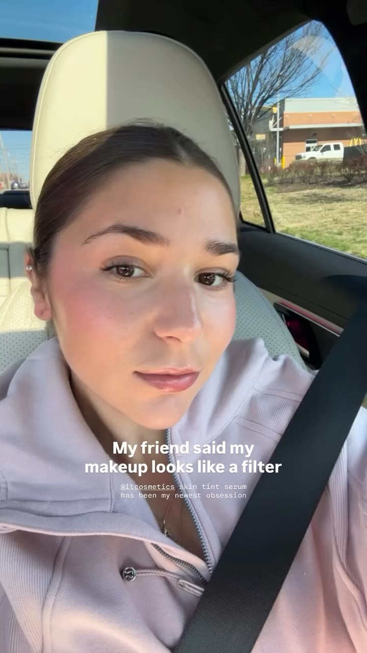 My friend said my makeup looks like a filter  @itcosmetics skin tint serum has been my newest obsession