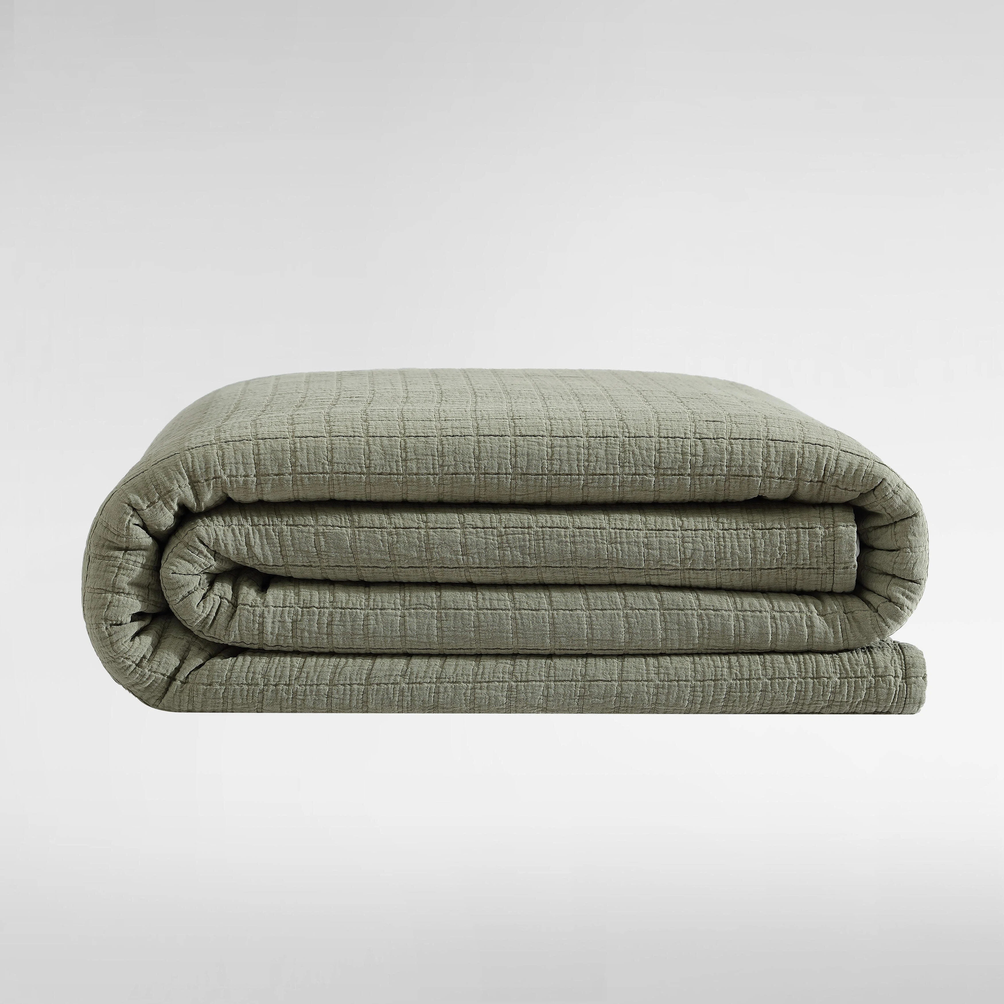 Calvin Klein Essential Garment Washed Solid Reversible Cotton Coverlet & Reviews - Wayfair Canada | Wayfair North America