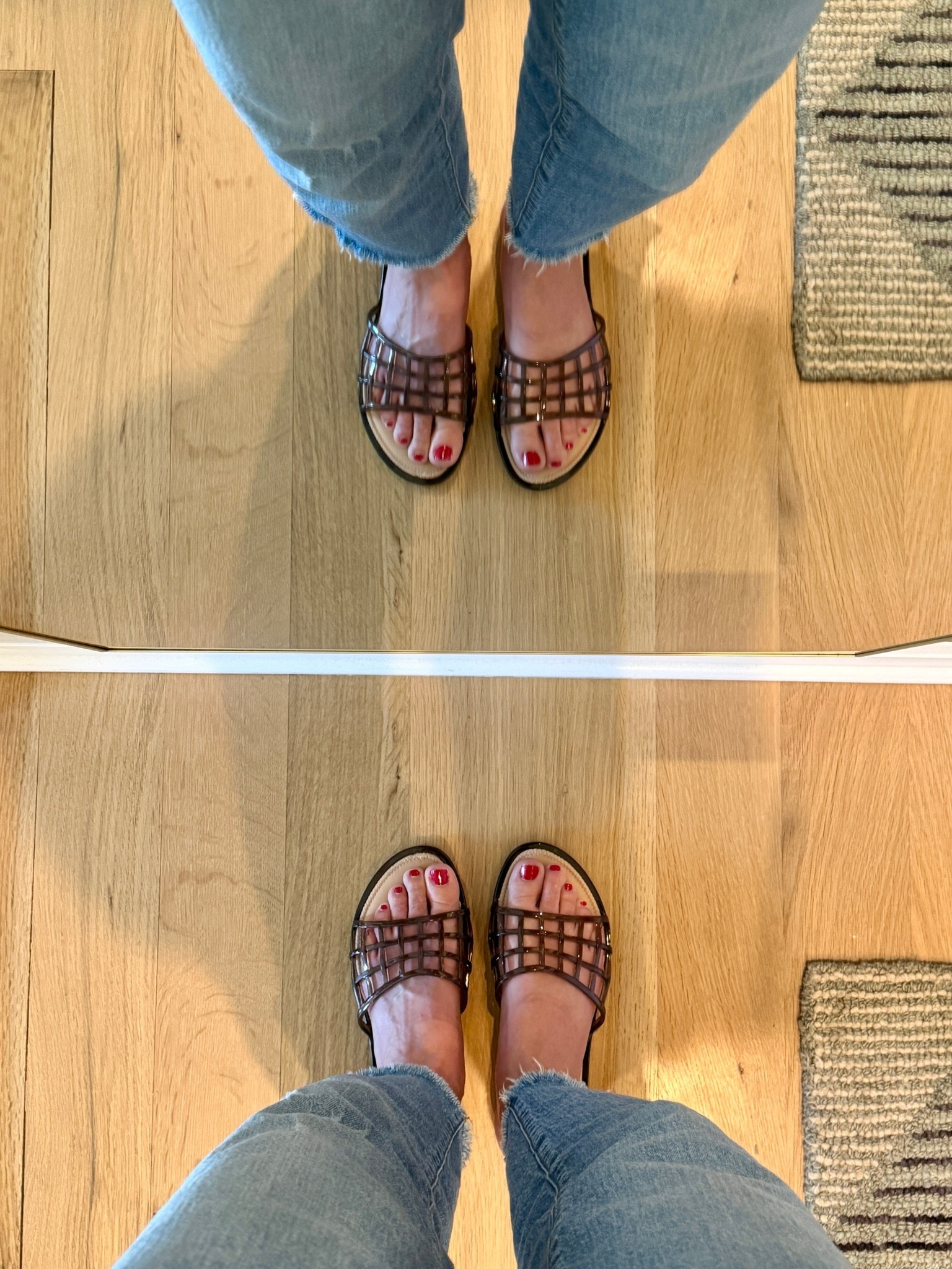 Jelly sandals! Under $20!

#LTKdayinmylife #LTKootd #LTKmomlife