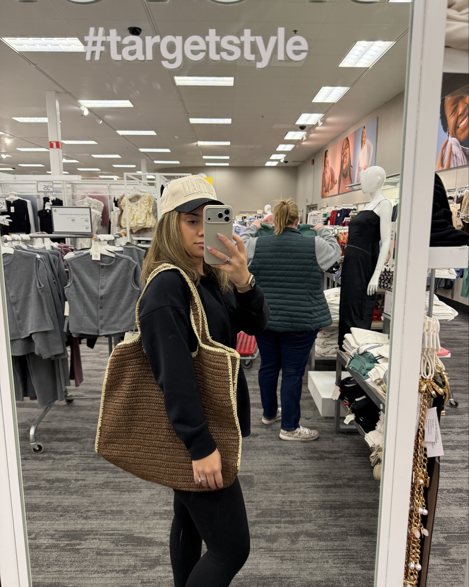 @Target you knew what you were doing with this new collection! 👏🏼

#LTKTravel #LTKSeasonal #LTKootd