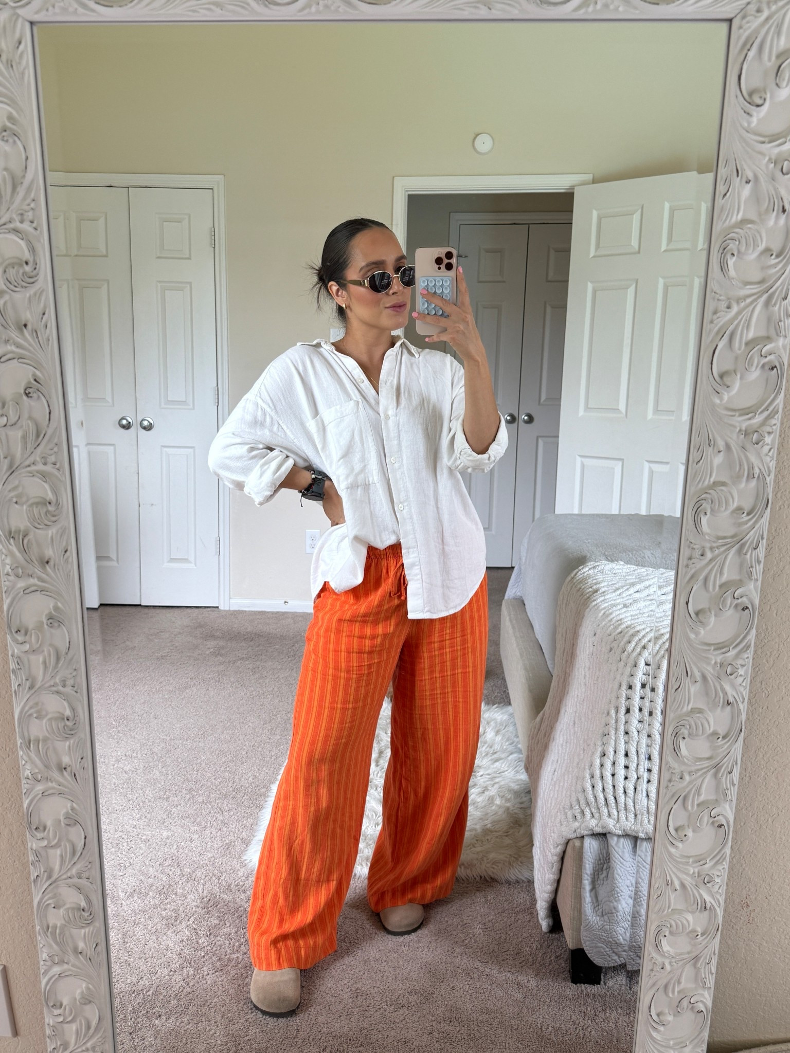Casual linen pant outfit

Old navy linen pants are so comfy a size Small P. 
Seems to be sold out in orange but linked similar 

#LTKPetite #LTKStyleTip #LTKSeasonal