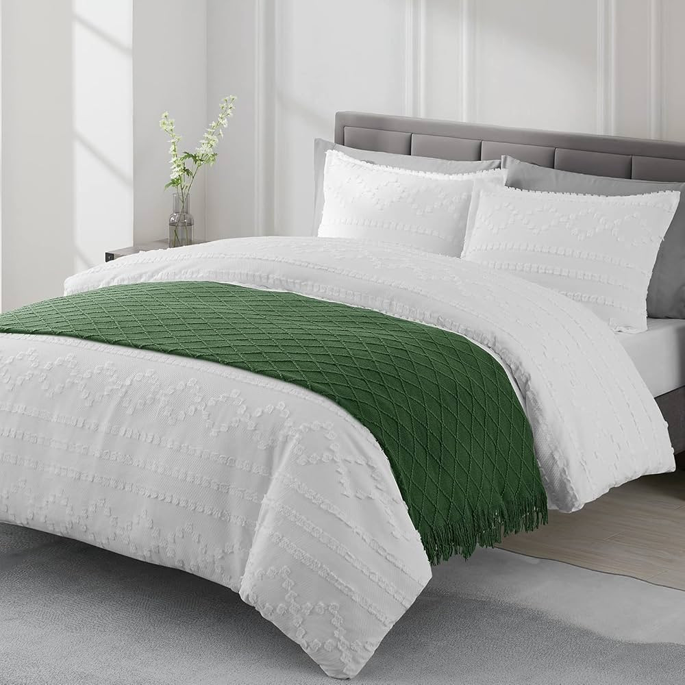 BOURINA Throw Blanket Textured Solid Soft Sofa Throw Couch Cover Knitted Decorative Blanket,50"x9... | Amazon (US)