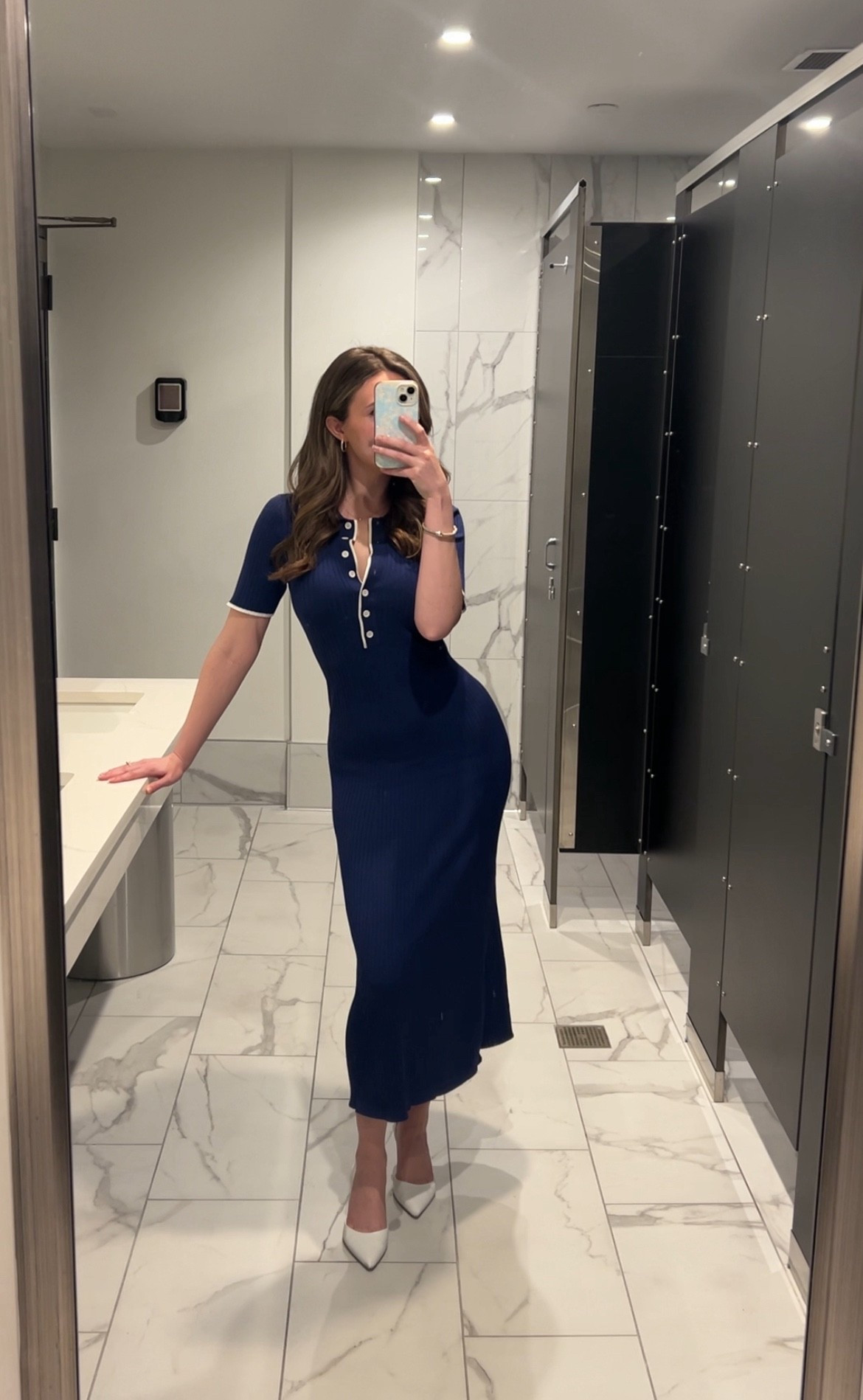 Women’s corporate office outfit inspo dress

#LTKWorkwear #LTKgrwm #LTKootd