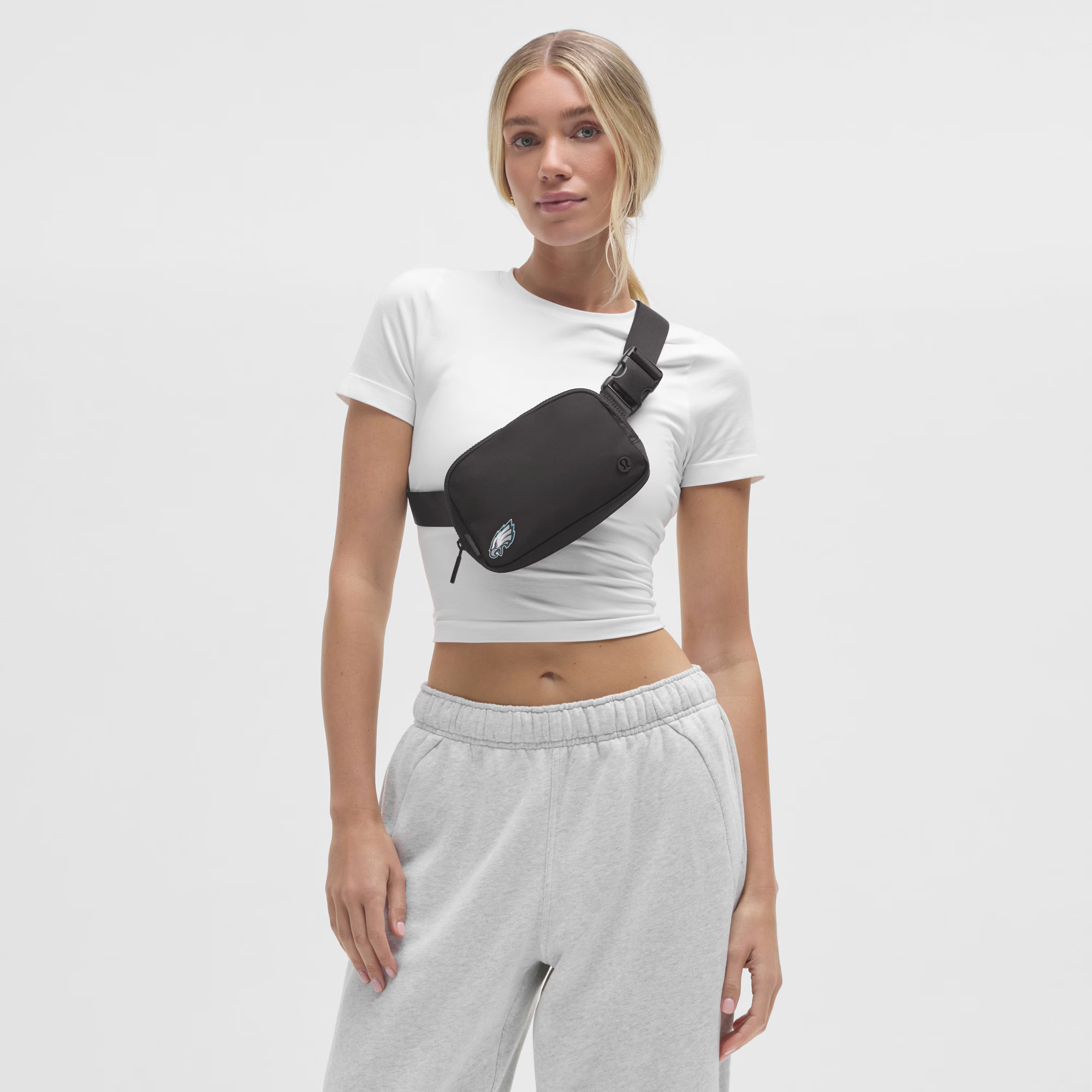 Philadelphia Eagles lululemon Everywhere Belt Bag - Black | Fanatics