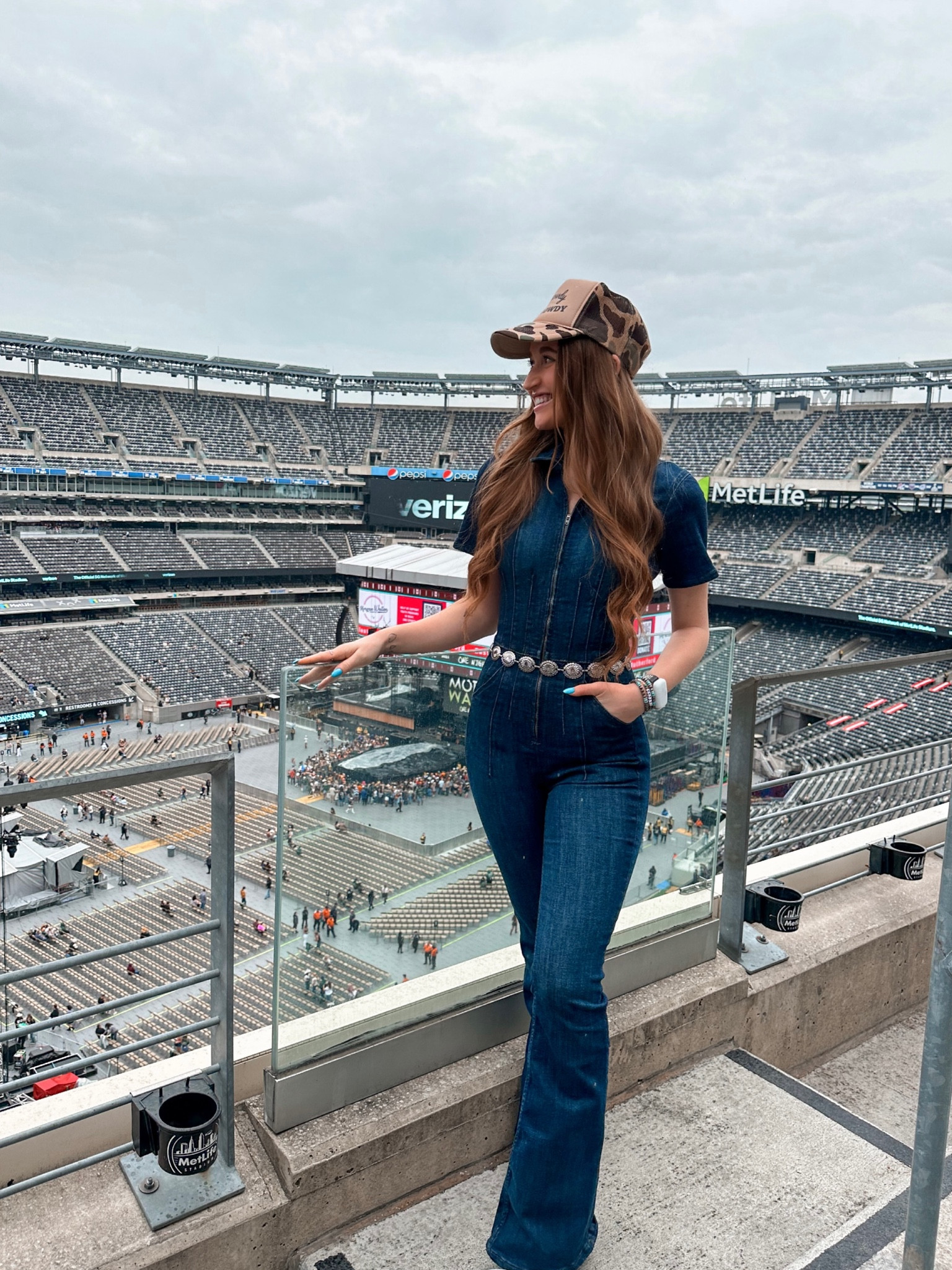 denim jumpsuit for morgan wallen was a 10/10! so cute, so comfy, and so stretchy! say howdy, stay rowdy trucker hat added the perfect touch 

#LTKFestival