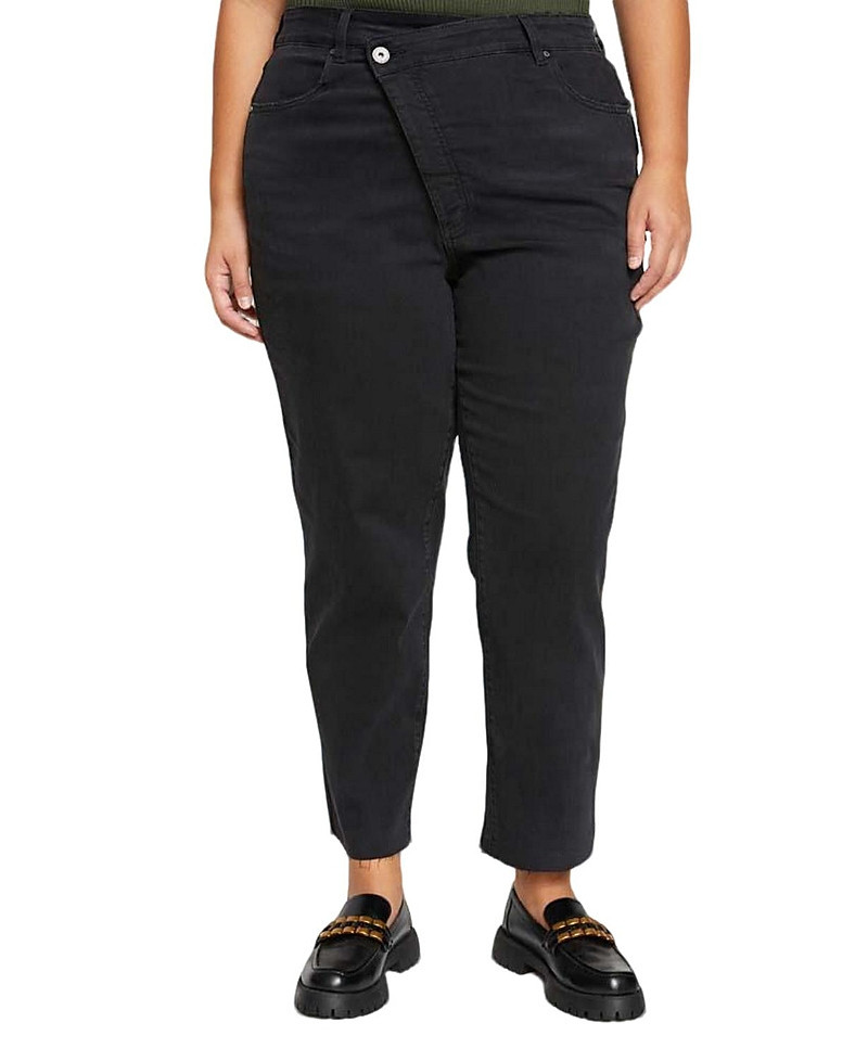Universal Standard Women's Plus Katie High Rise Crossover Jeans in Black Wash | Bloomingdale's (US)