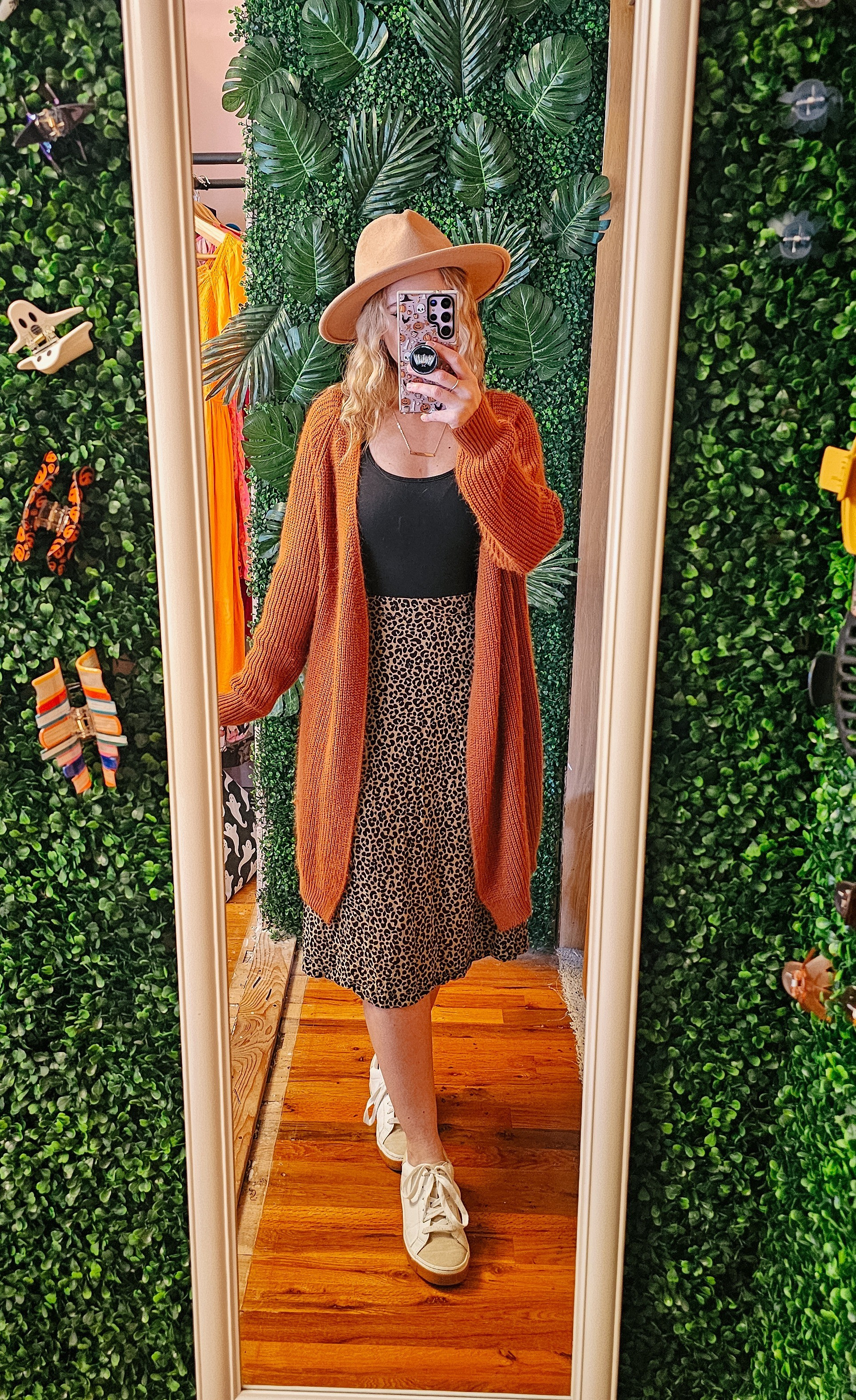 Thanksgiving/fall outfit idea

#LTKFindsUnder50 #LTKFindsUnder100 #LTKStyleTip