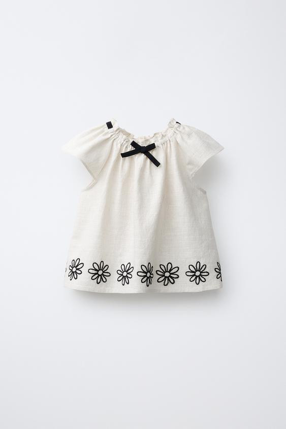 EMBROIDERED FLORAL BLOUSE | Zara US