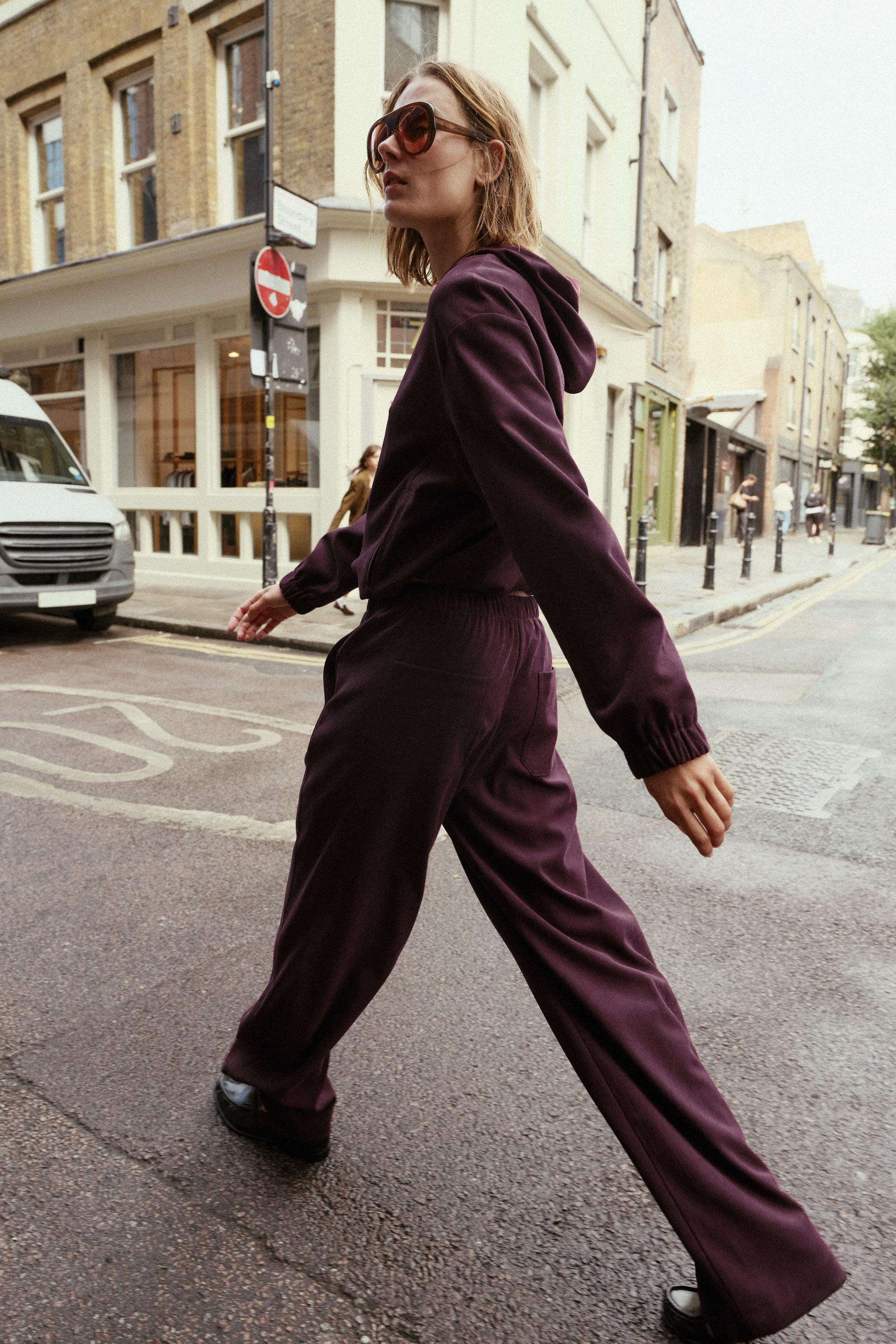 WIDE-LEG TROUSERS | Zara UK