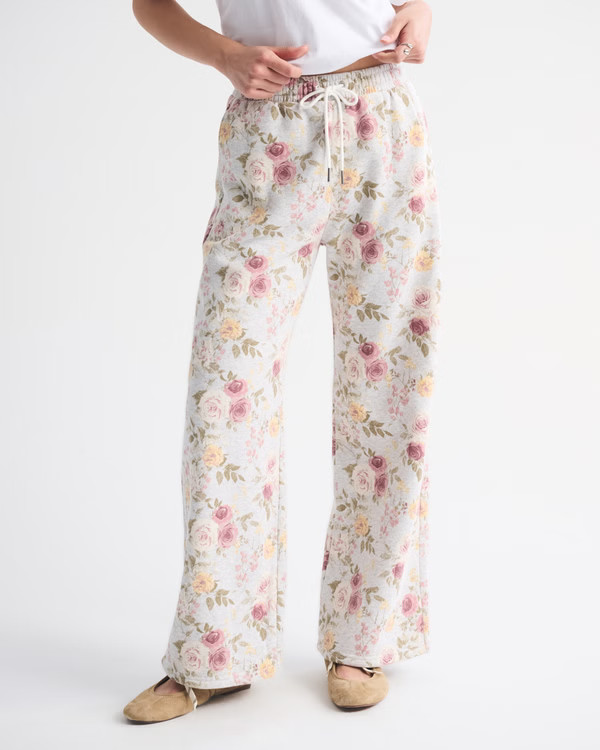 Women's High Rise Sunday Wide Leg Sweatpant | Women's Bottoms | Abercrombie.com | Abercrombie & Fitch (US)