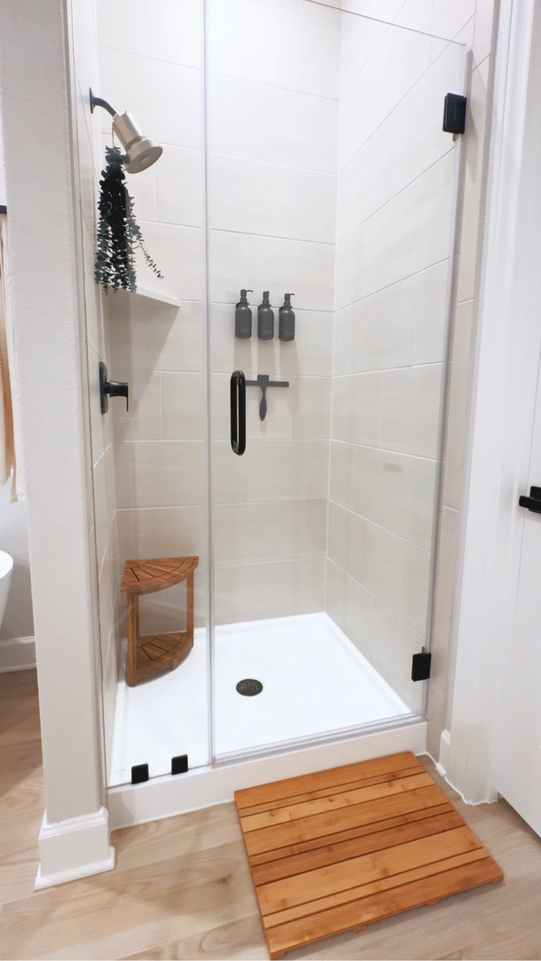 The Amazon bathroom finds that turned my shower into a spa 🫧

#LTKHome #LTKStyleTip #LTKFindsUnder50