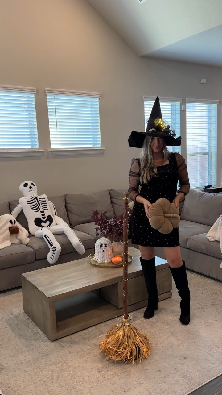 LINKS PART 2!🦇👻🎃Spooky Halloween home decor!

Seasonal Halloween parties hosting home family creative unique pillows 

#LTKSeasonal #LTKHome #LTKVideo