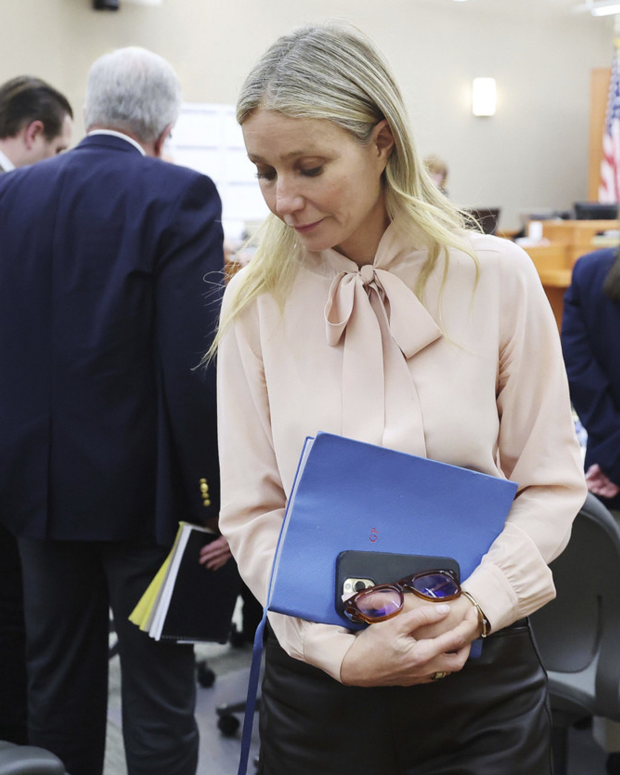 Fangirling Gwyneth Paltrow’s ski trial looks. Here are links to her exact outfit, plus lower cost options to get the look. #gwyneth #skitrial #gwynethpaltrow #fashion 

#LTKsalealert #LTKFind