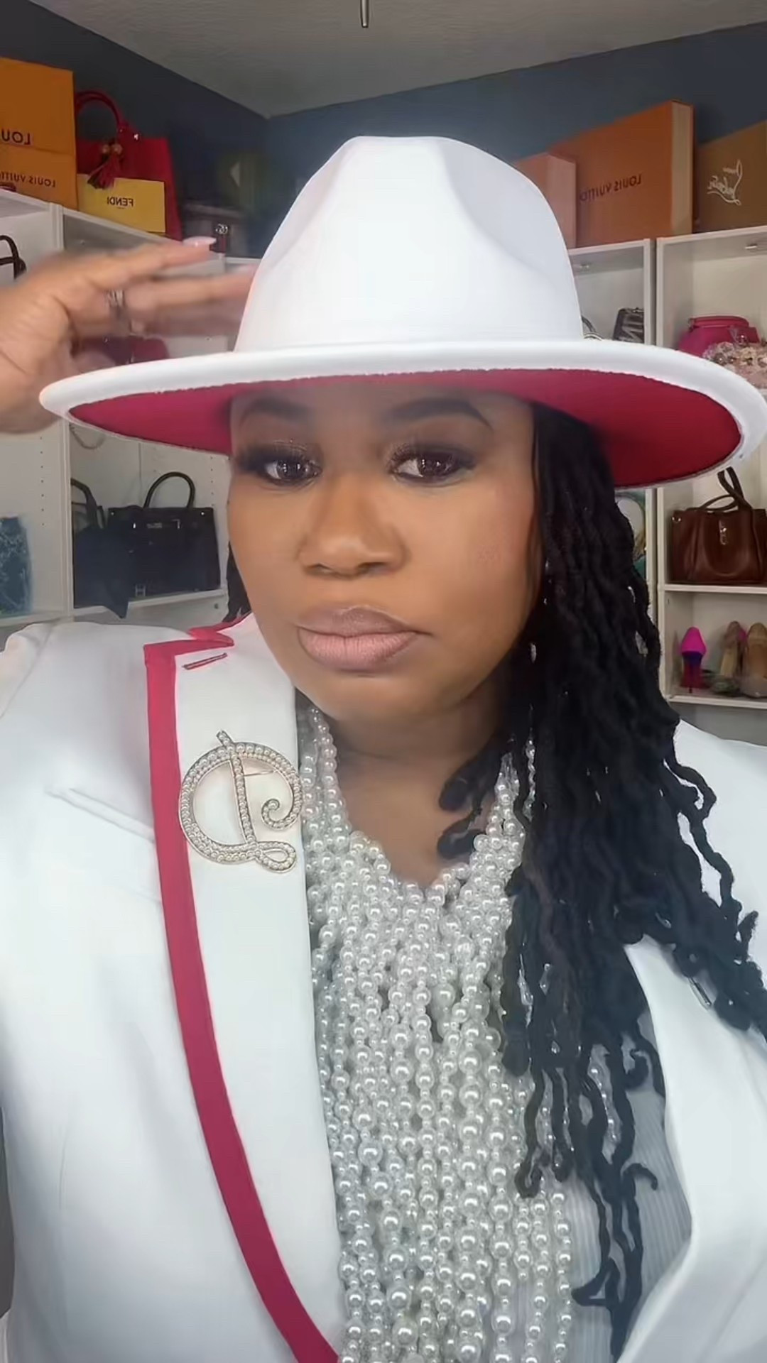 Smoking on The Lip Bar shades: I chose commando for this look. #lipstick #lipstickoftheday #neutrallip

#LTKBeauty #LTKValentine #LTKgrwm