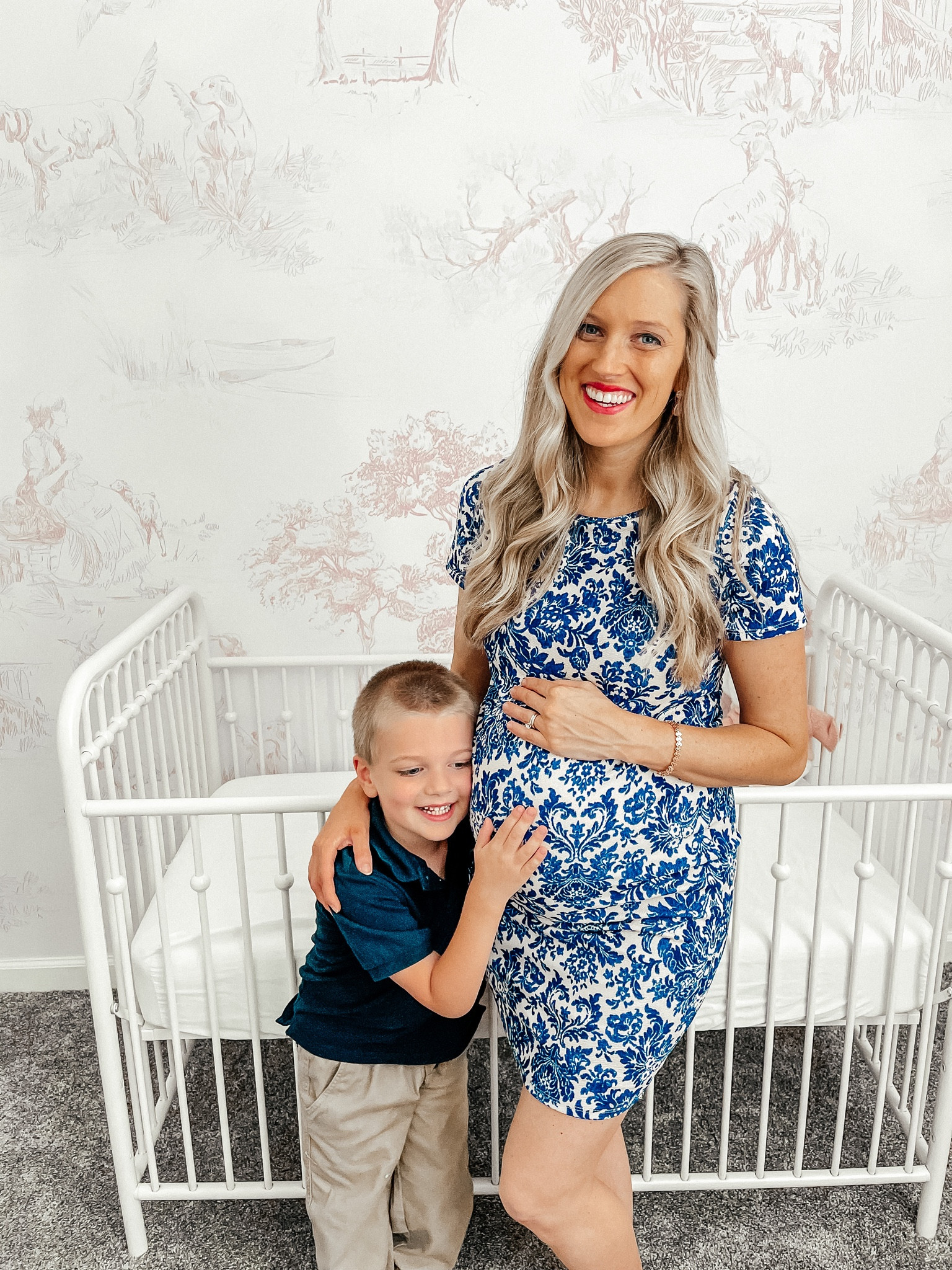 Sale! 
Maternity dress 
Fitted blue maternity dress 

#LTKbaby #LTKbump #LTKsalealert