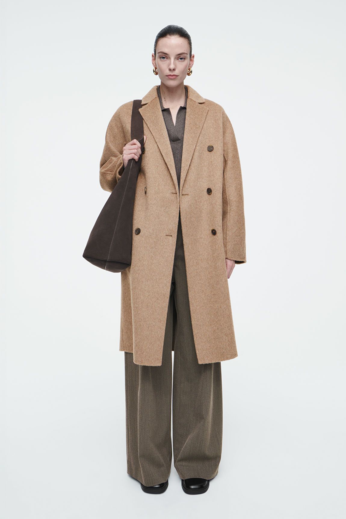 OVERSIZED DOUBLE-BREASTED WOOL COAT - Dark beige - Coats - COS | COS (US)