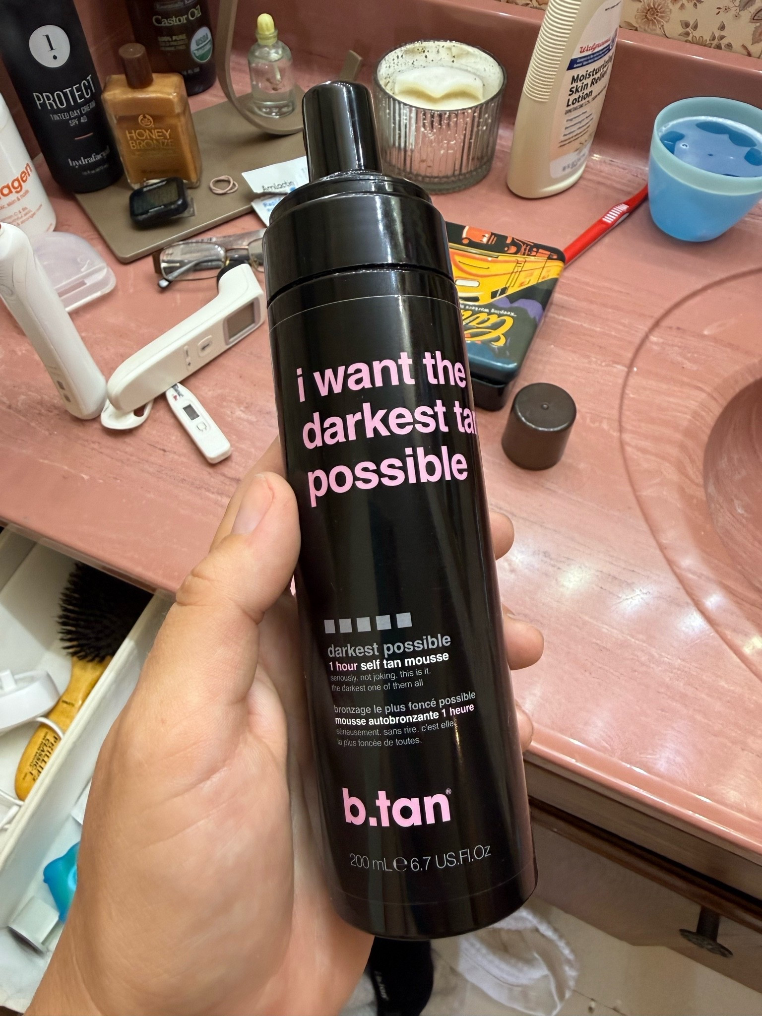 Ran out of my favorite tanner 1/2 way through one leg. This is thee BEST self tanner and leaves literally no streaks! Ordering more now!

#summerfinds #selftanner

#LTKgrwm #LTKmomlife #LTKselfcare