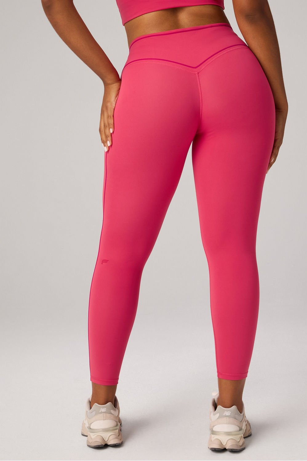 The No-Seam PureLuxe TLC Legging | Fabletics