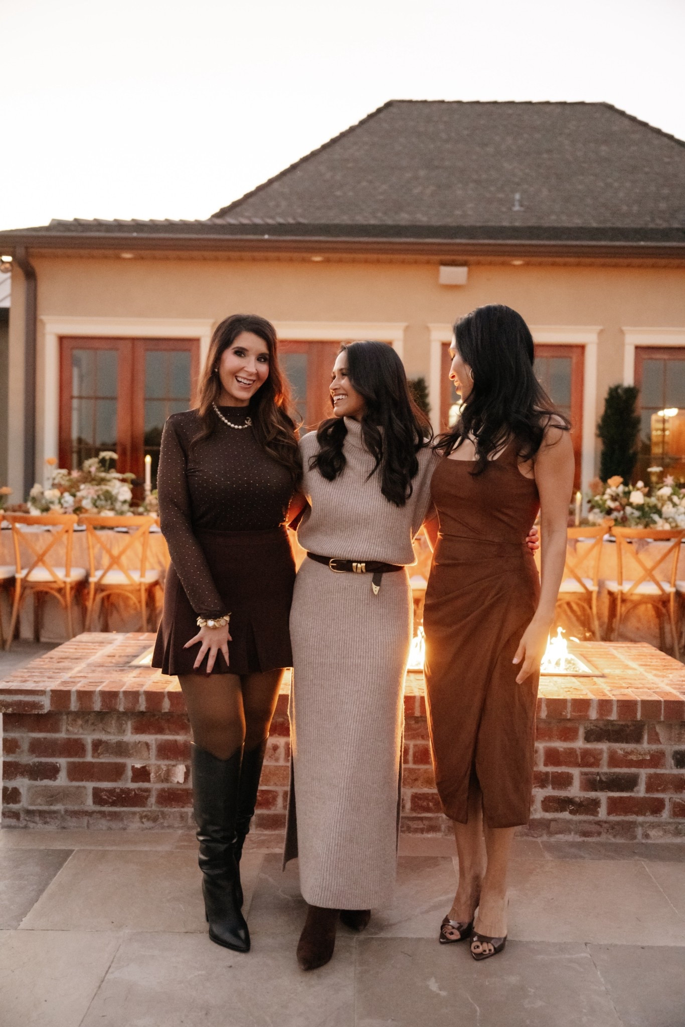 my sweater dress is currently on sale!
COMES IN 4 colors! Wearing sz small here!
I got so many compliments on this sweater dress by @splendid! I wore it to thanksgiving last year in the oak color and this year I had to get the new cedar color. I just love how elegant it looks with knee high boots for fall events. I’m wearing the size small here. 



#LTKSaleAlert #LTKPetite