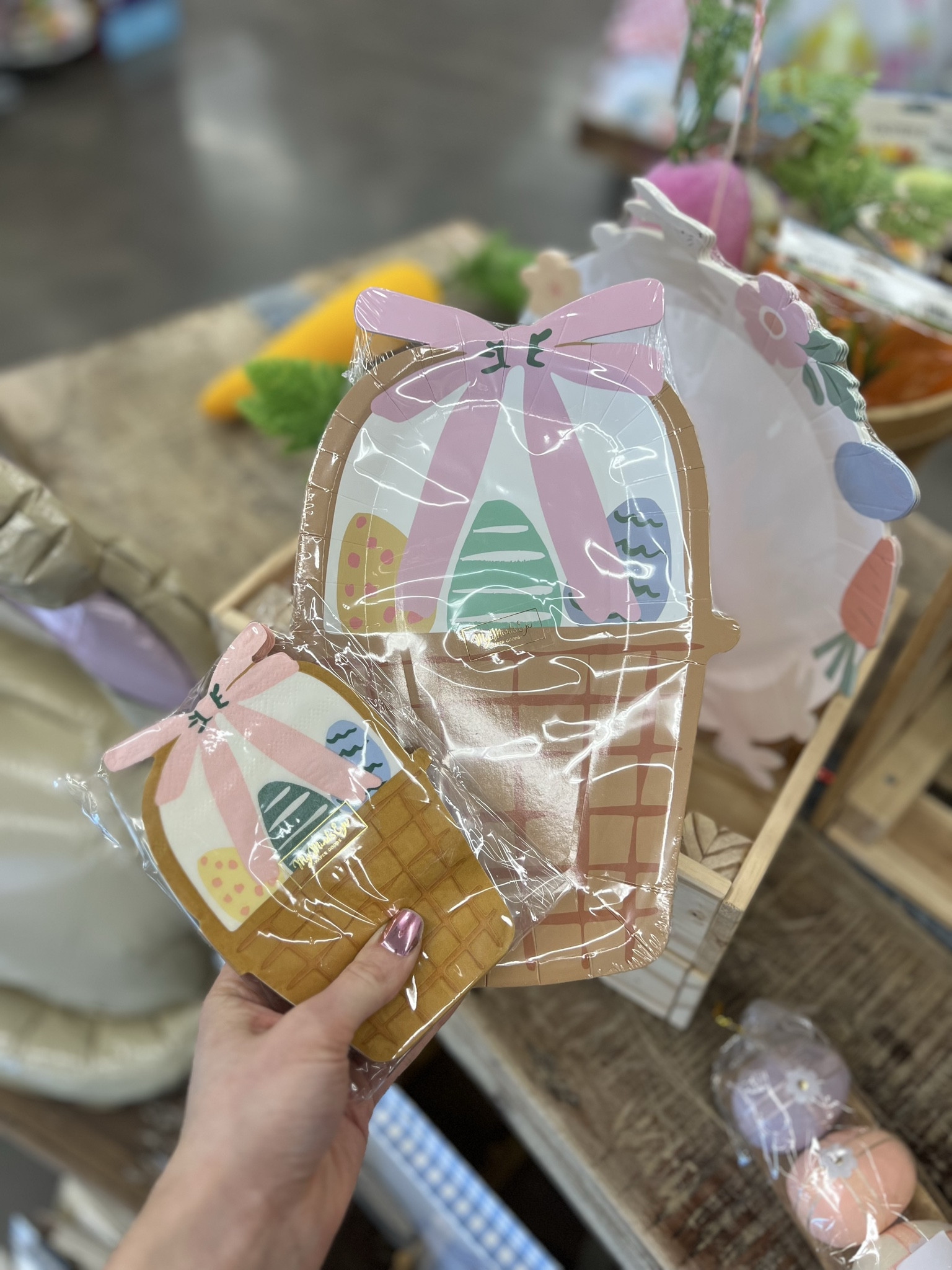 Easter basket plates and napkins! So fun and I love the bows and color way 😍🌸

#LTKmomlife #LTKfoodie #LTKSeasonal