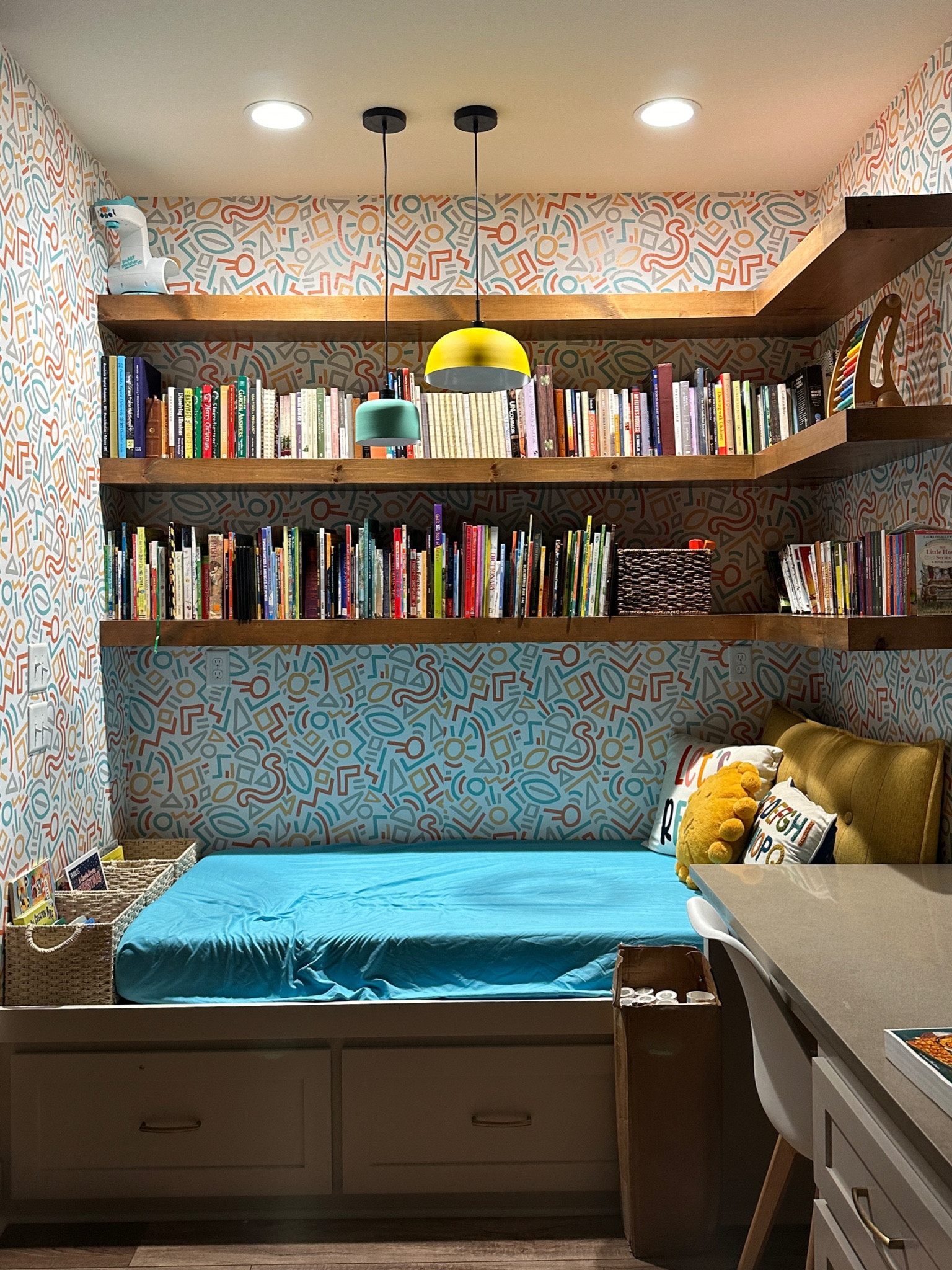  Fun, colorful peel and stick wallpaper! 

#LTKHome