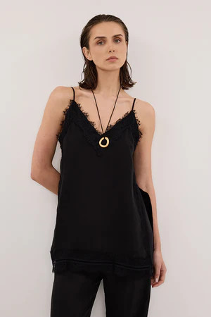 ANDREA BLACK SLEEVELESS LACE CAMI TOP | DISSH