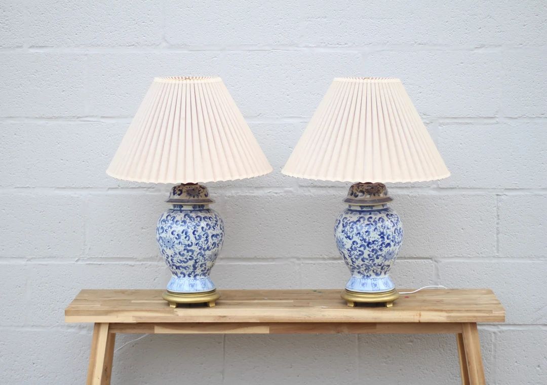 A Pair Of Vintage White and Blue Ginger Jar Table Lamps / Chinese Porcelain Floral Motif  / Vinta... | Etsy (US)