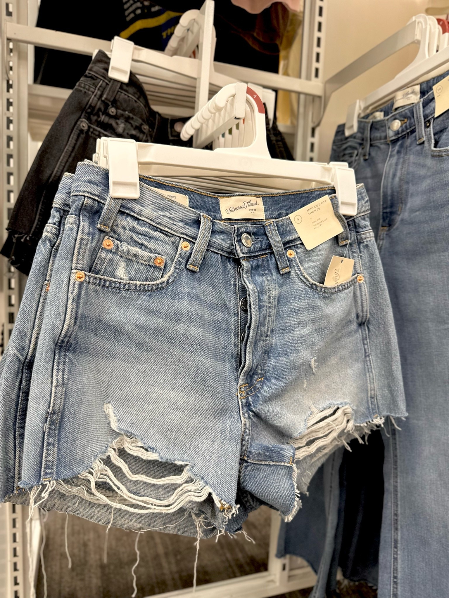 jeans shorts

#LTKootd #LTKdayinmylife #LTKTravel