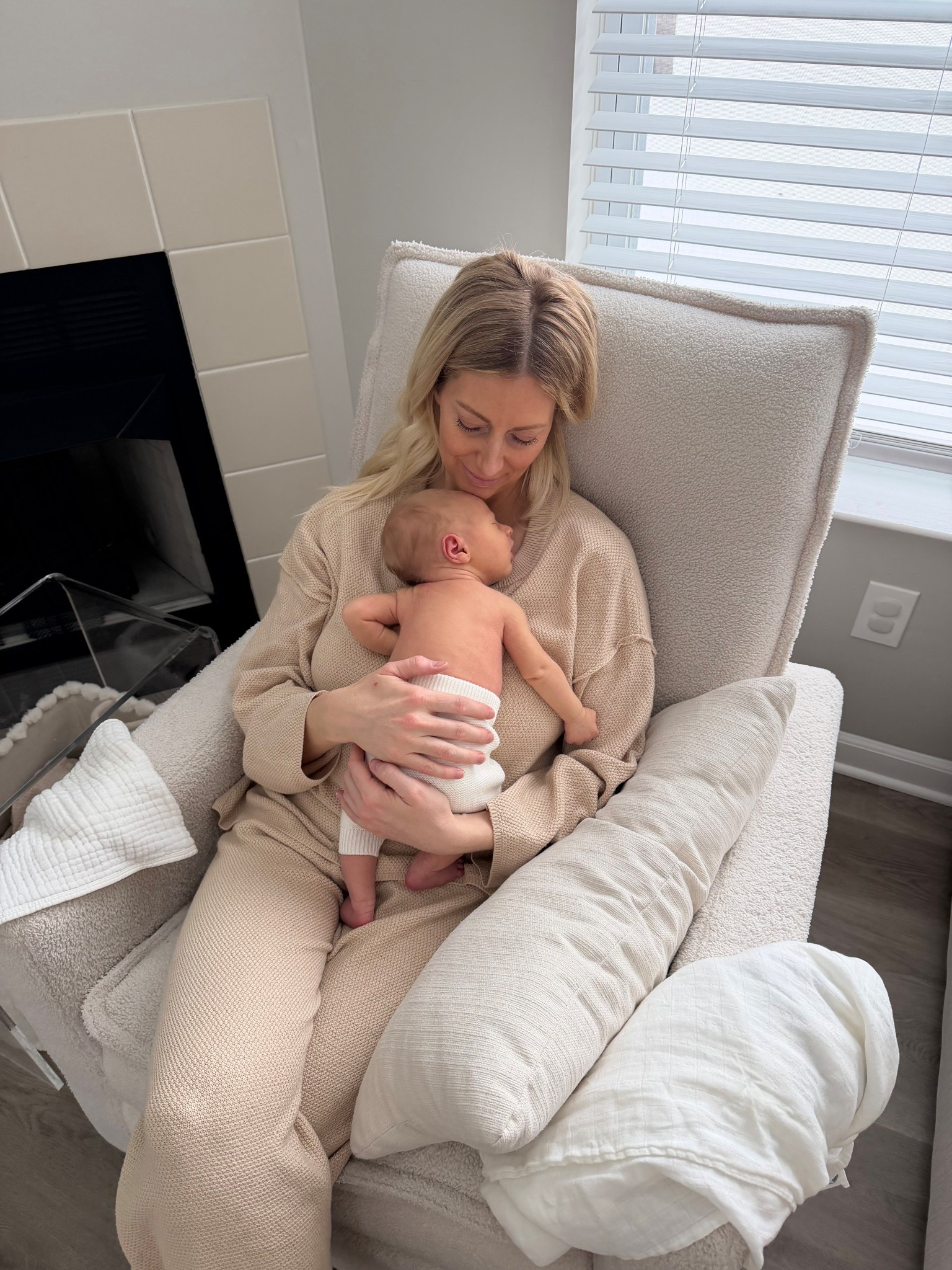 The nursery chair that gets alllll the love. 

Boucle chair 
White rocking chair 


#LTKmomlife #LTKBump #LTKHome