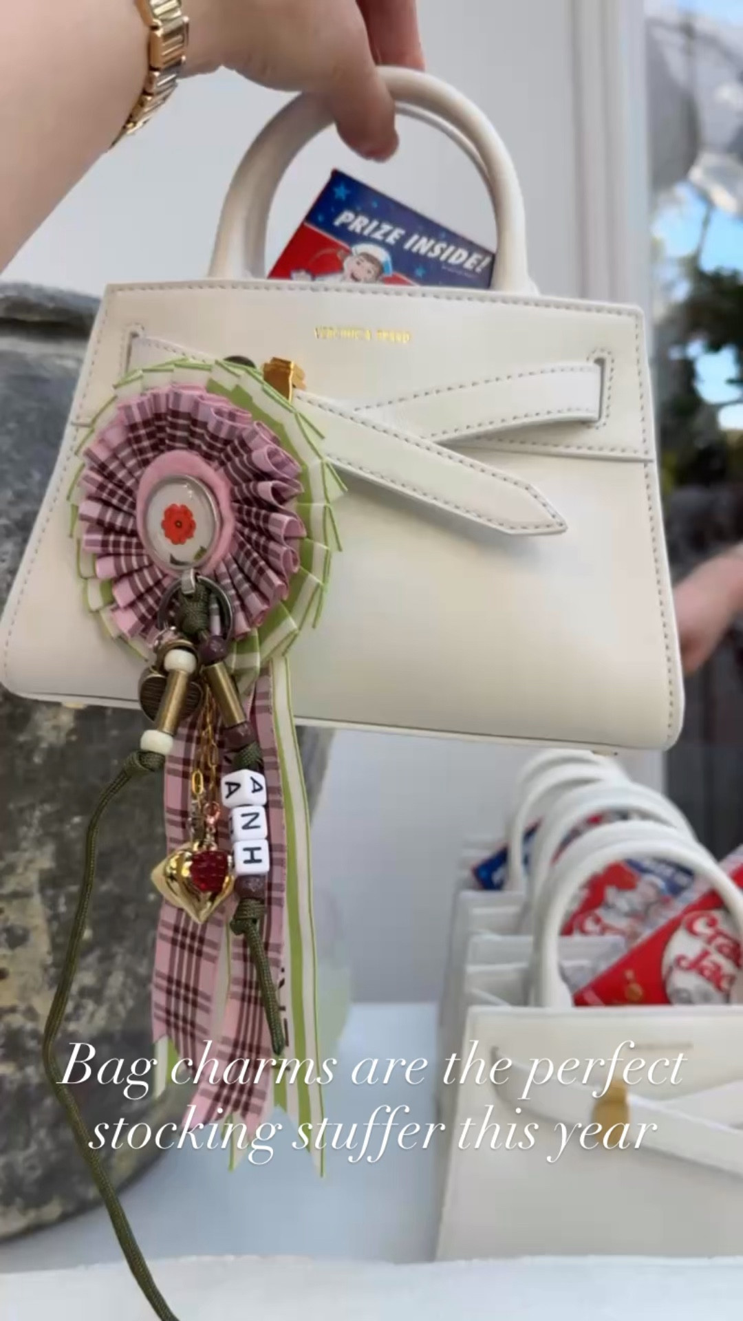 Obsessing over bag charms. Plus, this designer bag is under $500. Such a gorgeous investment!

Mini Veronica Beard Dash Bag

#bagcharm
#VeronicaBeard
#minibag
#whitebag
#holidaygift

#LTKGiftGuide #LTKHoliday #LTKSeasonal