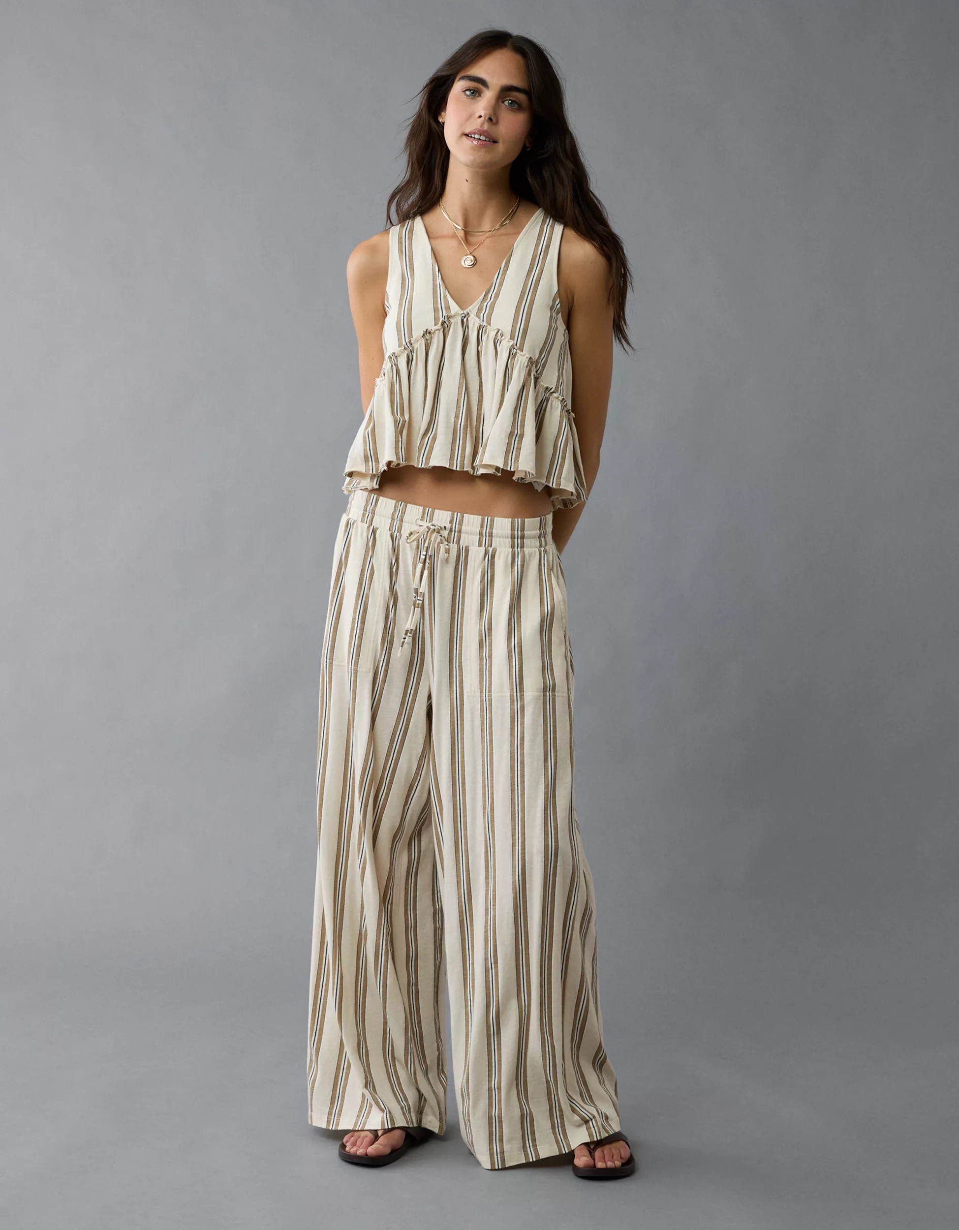 AE Sunchaser Knit V-Neck Swing Tank Top | American Eagle Outfitters (US & CA)