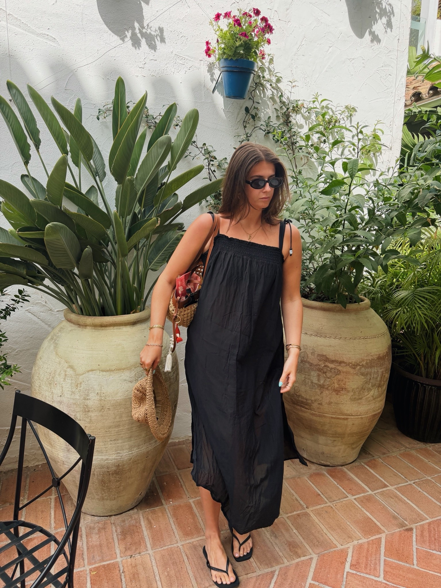 my fave £17 H&M linen dress

#LTKsummer #LTKeurope #LTKdresses