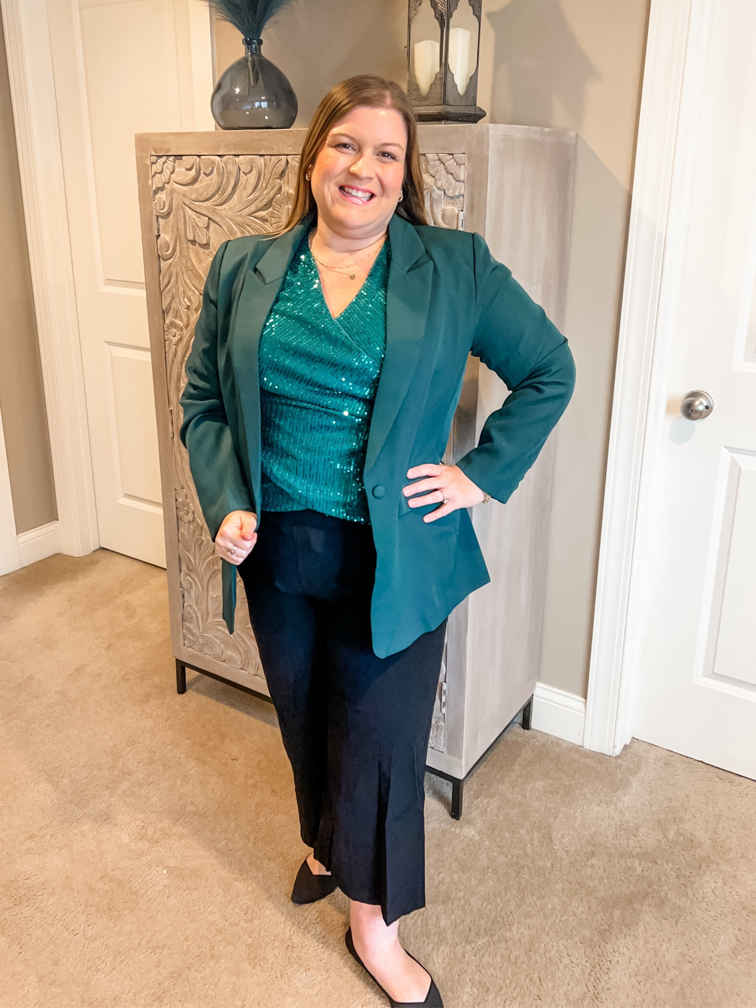 Love this blazer for the holidays! 🎄 Wearing a size XL. 

#LTKSeasonal #LTKMidsize #LTKOver40