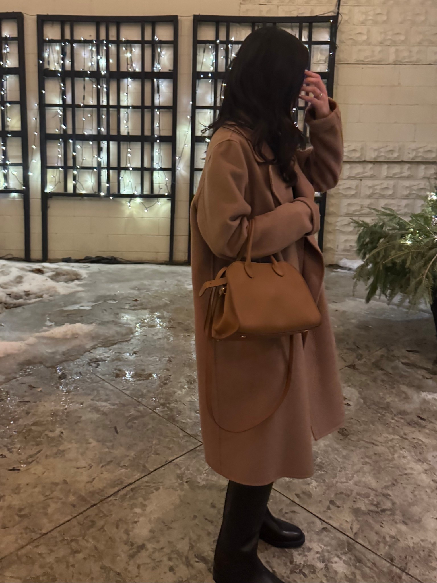 Hard to look cute in the winter but this bag helps 🤍