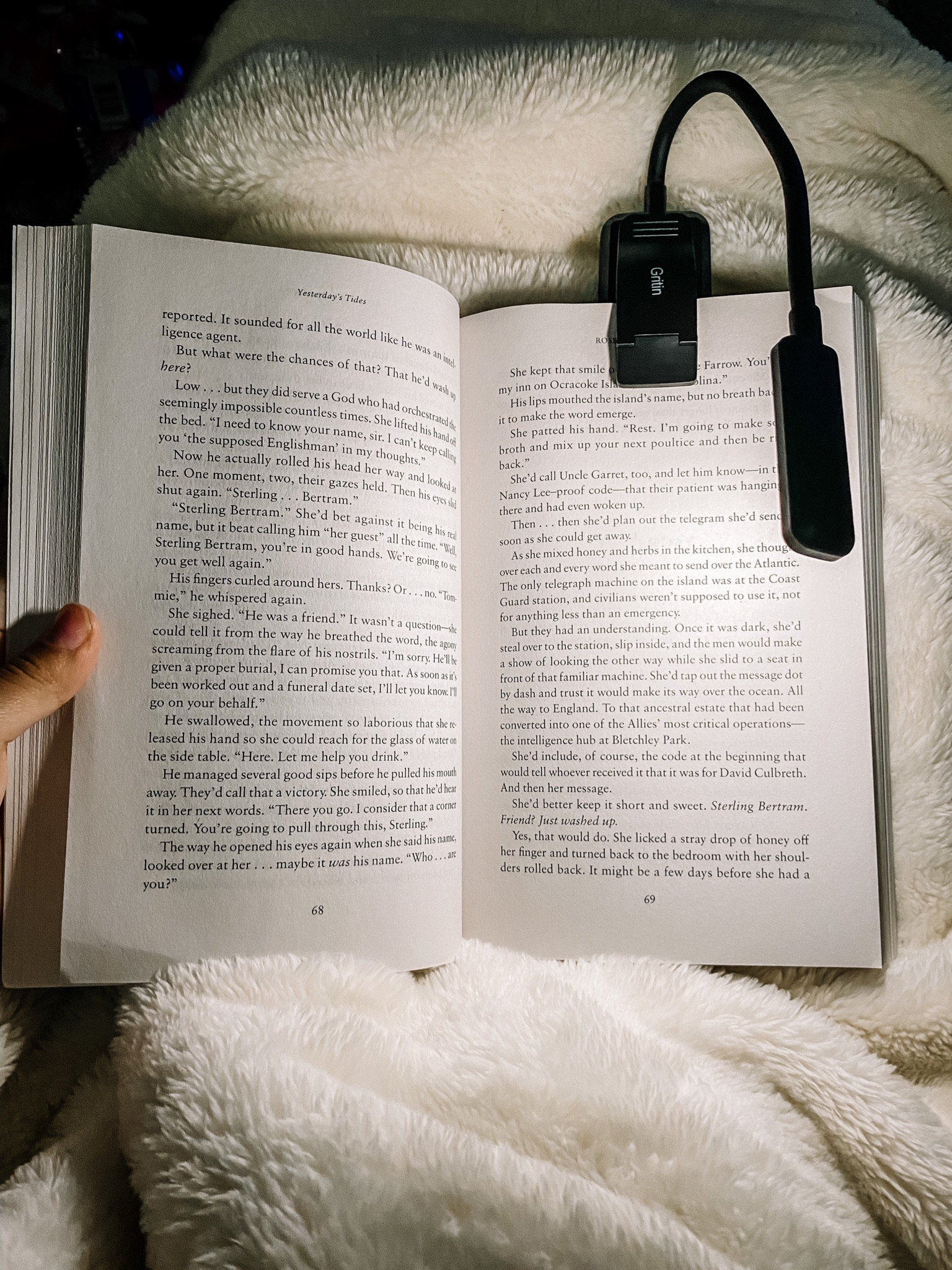 A rainy day is a special gift for readers!

#book #light #cozy

#LTKunder50 #LTKFind #LTKhome