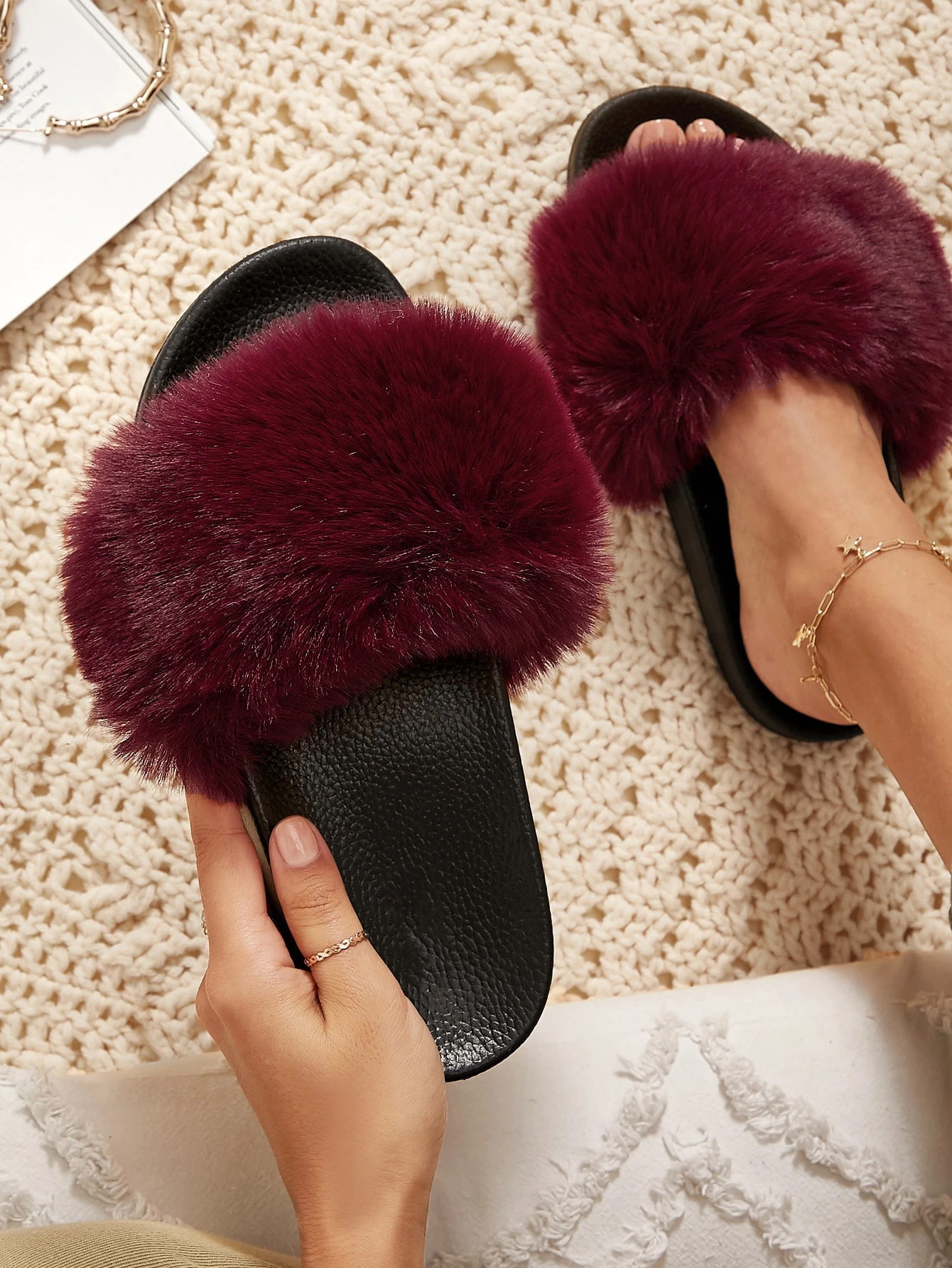 Vegan Fur Pom Pom Open-Toe Slippers | SHEIN