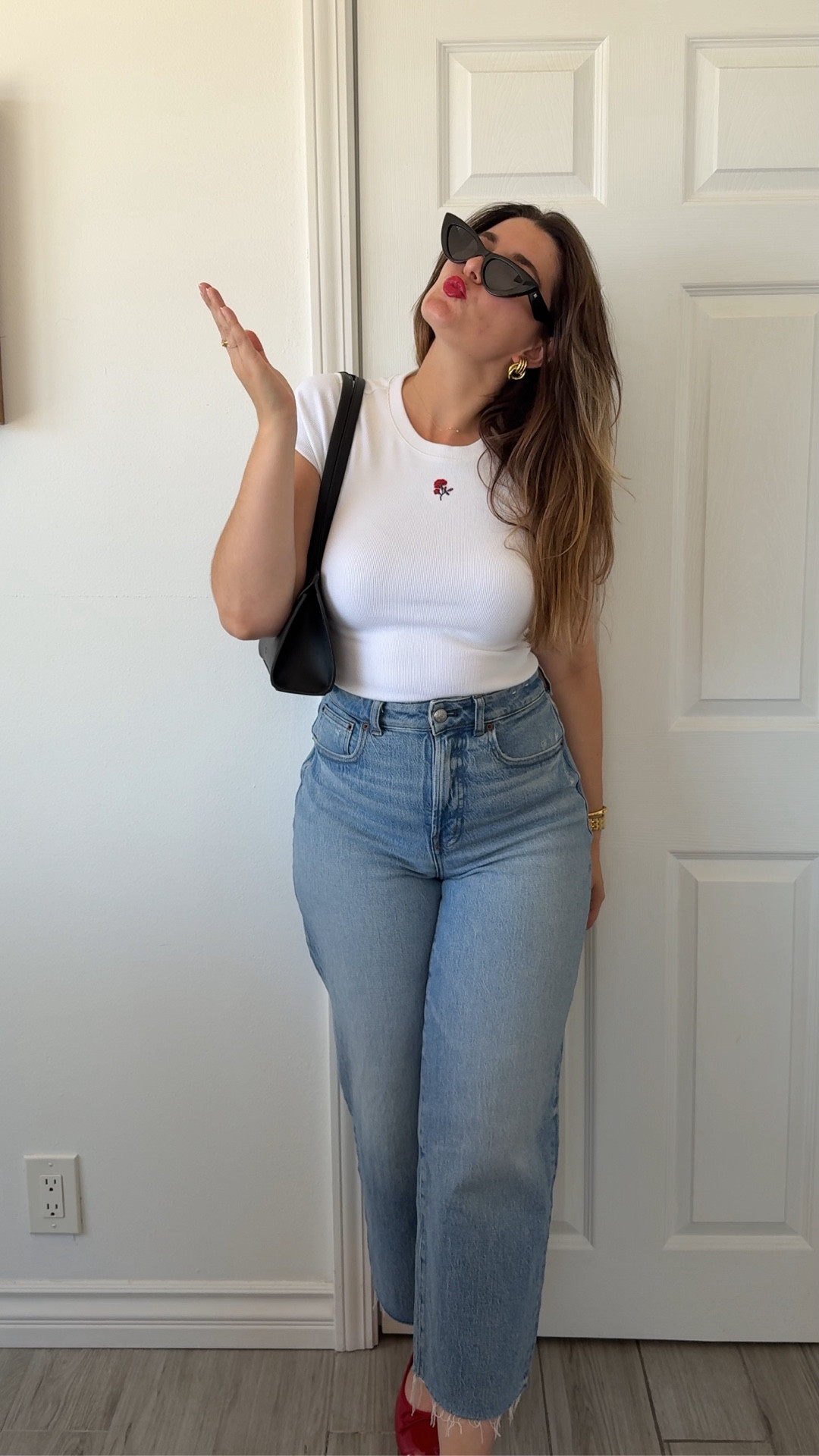 The Rouje x J.Crew collab just landed, so I had to head in-store for a little try-on haul 🤍 Sharing what I loved, how the pieces fit, and the one item I couldn’t leave without!

Let me know your favorite look and what you think of this collab! 

🤍 Wearing a Size Small for the tee! 

❤️ Adore these pieces? Comment SHOP to receive a DM with the link or head to the link in bio to shop the looks & more! 

👉 Save & Follow to discover French-inspired style and wardrobe tips, designed to elevate your everyday fashion!

With Amour, M.

#LTKSeasonal #LTKTravel #LTKStyleTip