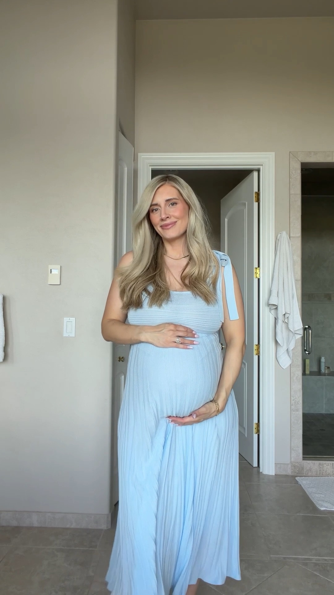 What I wore to my baby sprinkle. Baby shower dress. Pink blush maternity dress. 


#LTKootd #LTKBump #LTKBaby
