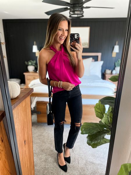 Such a fun and sassy top for the holidays. I would size down on this one. Code BECCA10 for 10% off. 

Top - xs 
Jeans - 27 long 