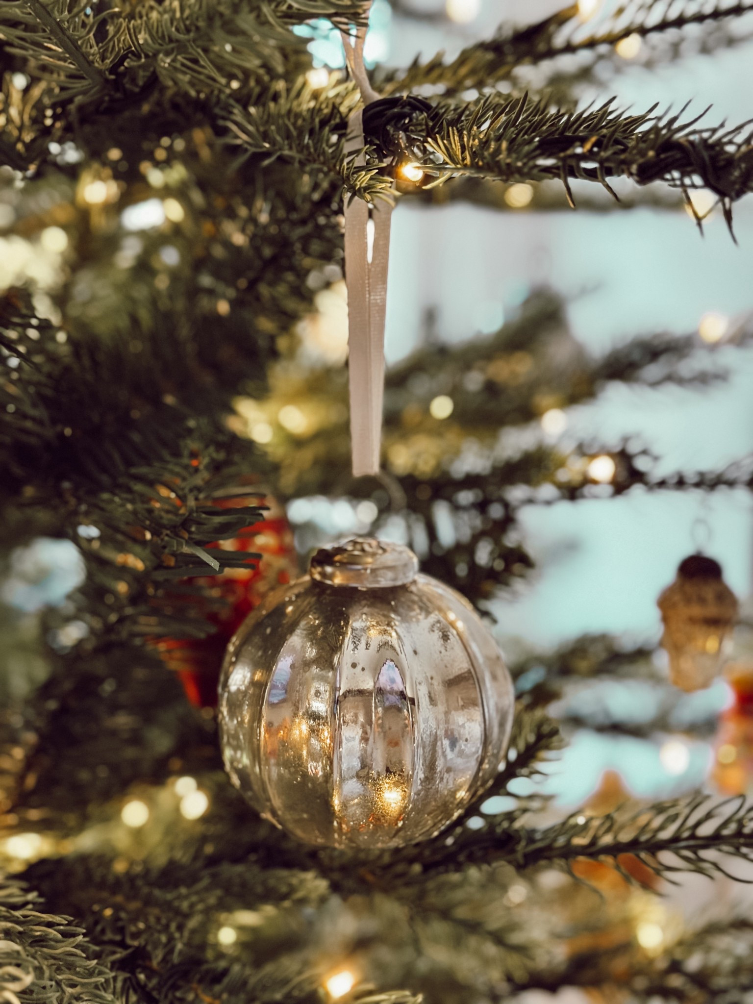 The prettiest Christmas ornaments!

#LTKFindsUnder50 #LTKHoliday #LTKHome